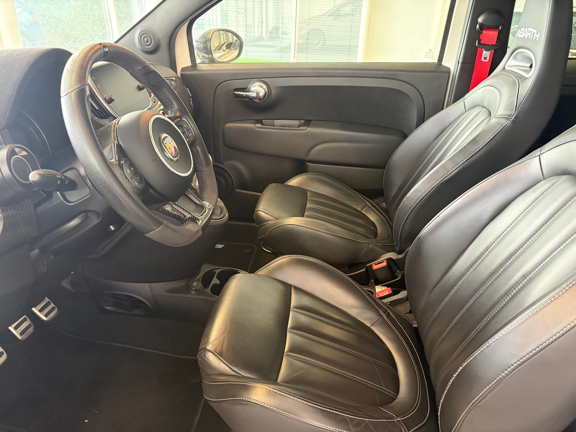 FIAT 595 1.4 16V Turbo Abarth Competizione | CH | Carbon | Bi-Xenon | Navigation Touch |-image-11