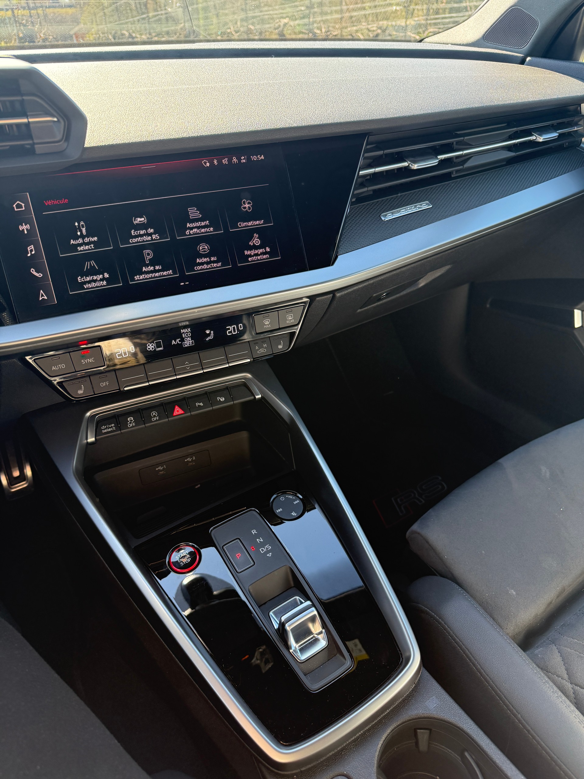 AUDI RS3 Sportback 2.5 TSI quattro S-tronic-image-13