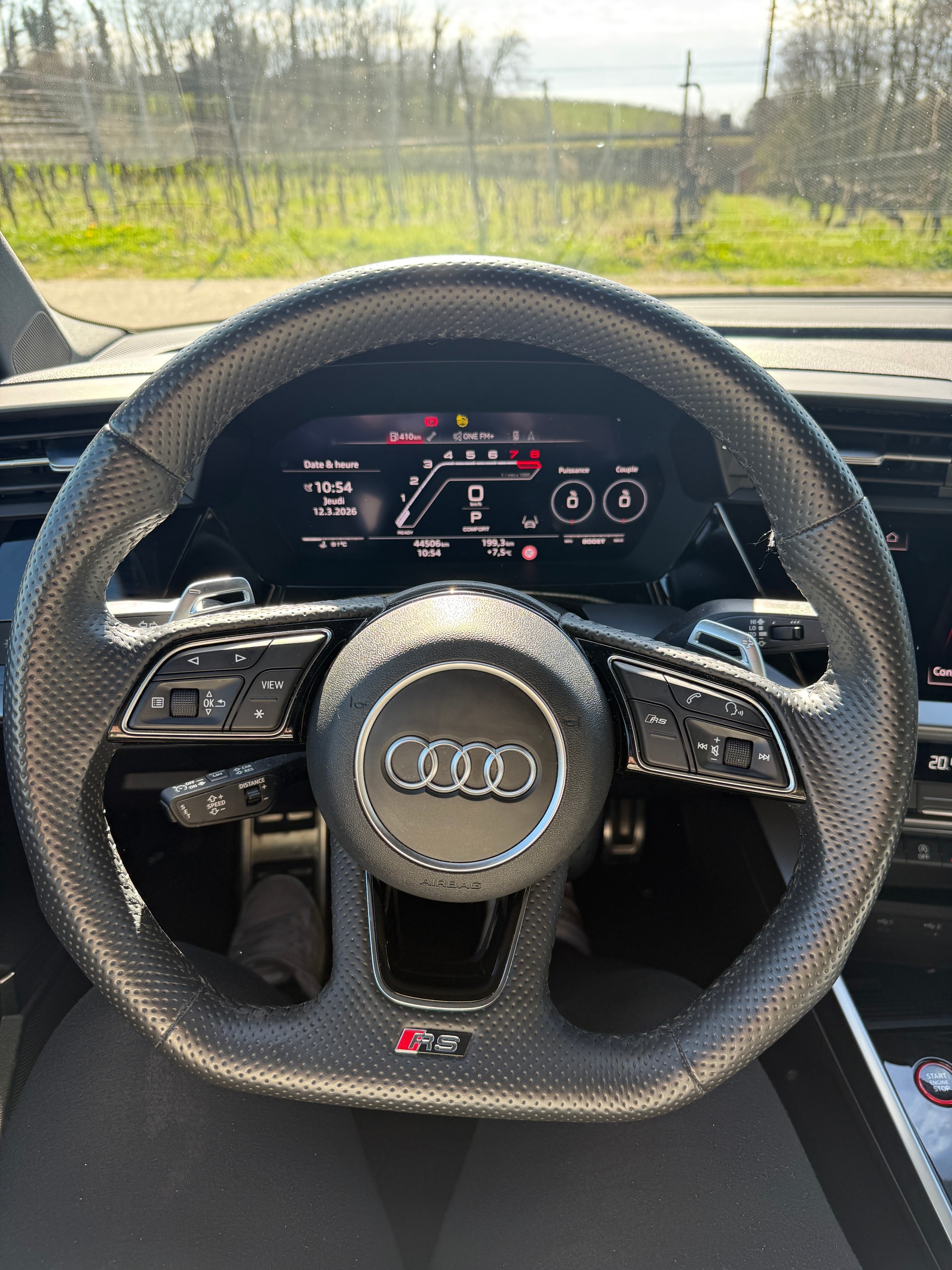 AUDI RS3 Sportback 2.5 TSI quattro S-tronic-image-10
