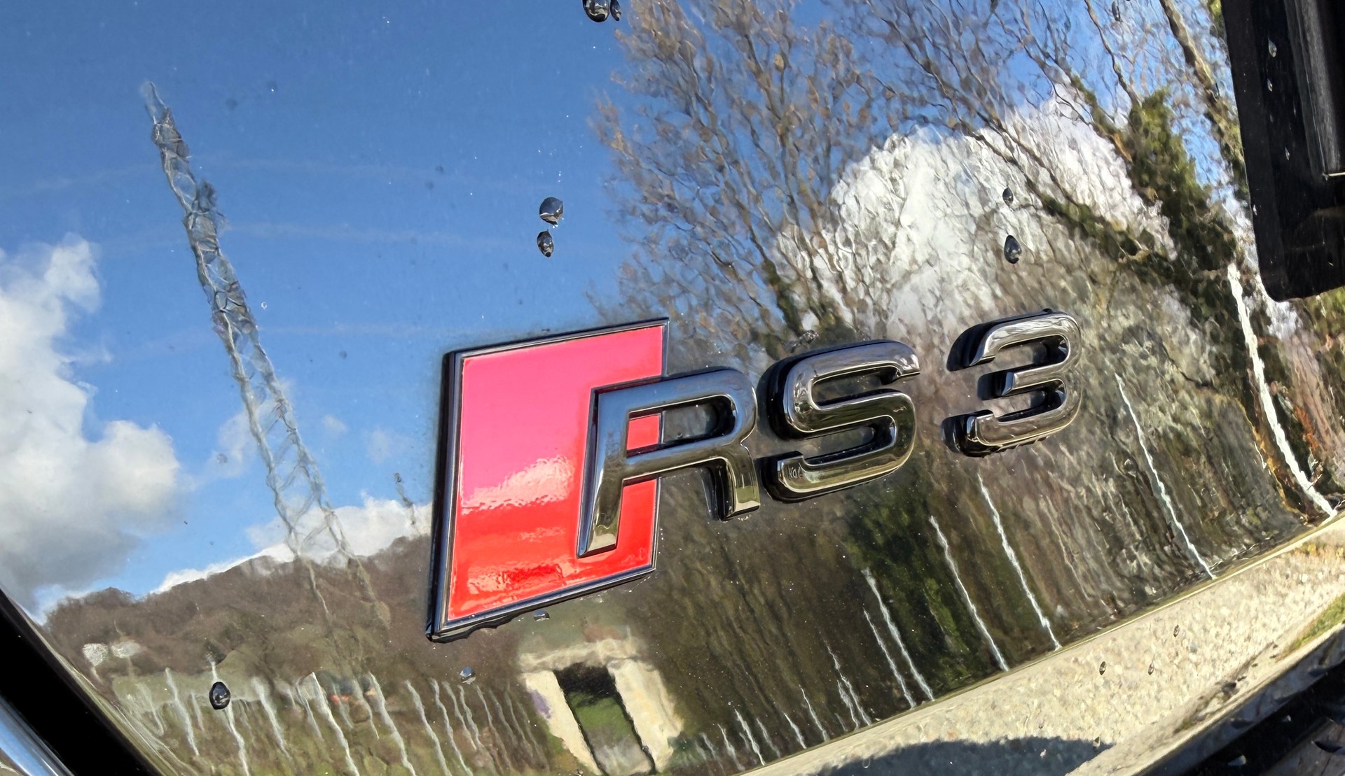 AUDI RS3 Sportback 2.5 TSI quattro S-tronic-image-19