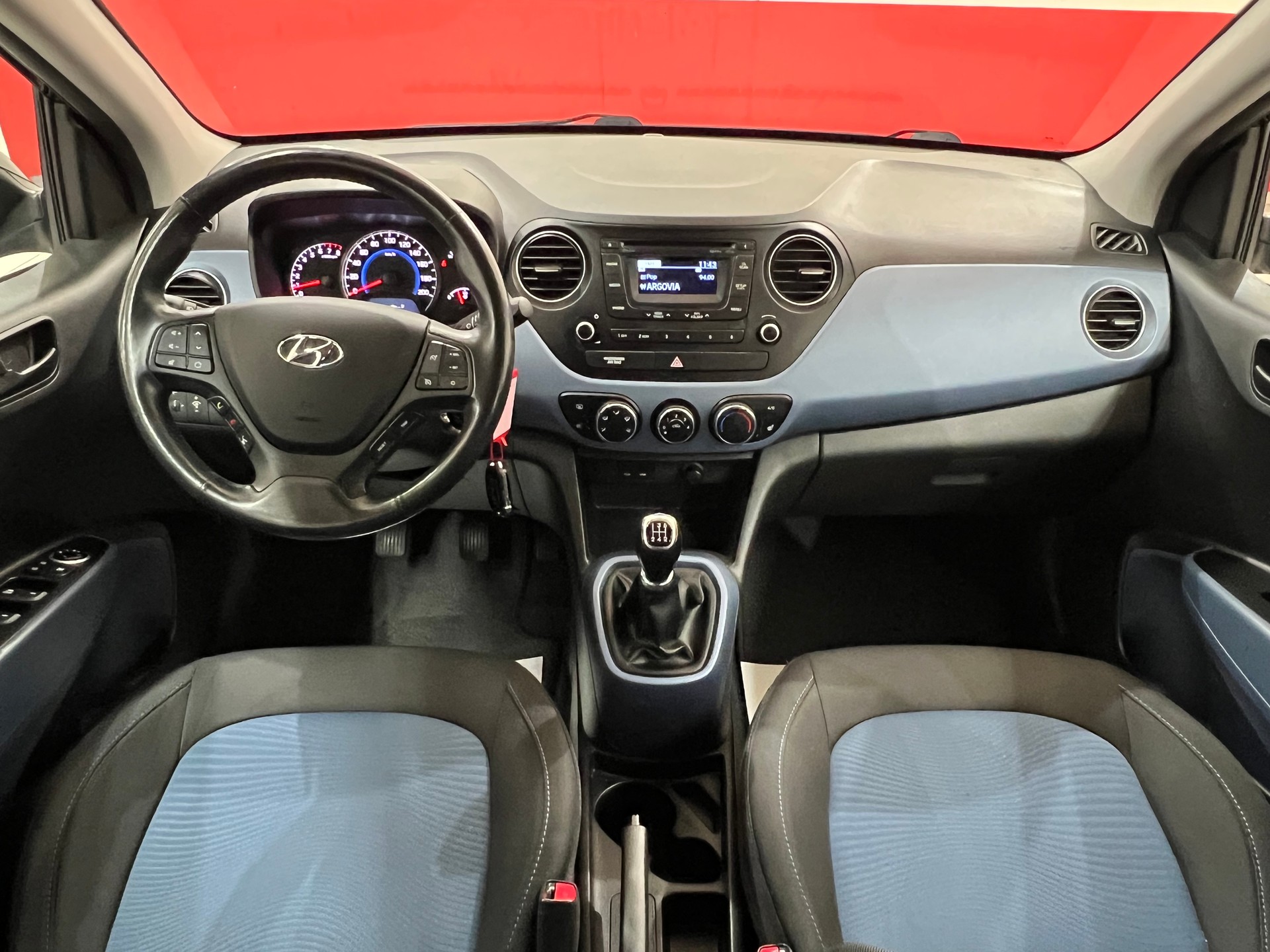 HYUNDAI i10 1.2 Amplia-image-9