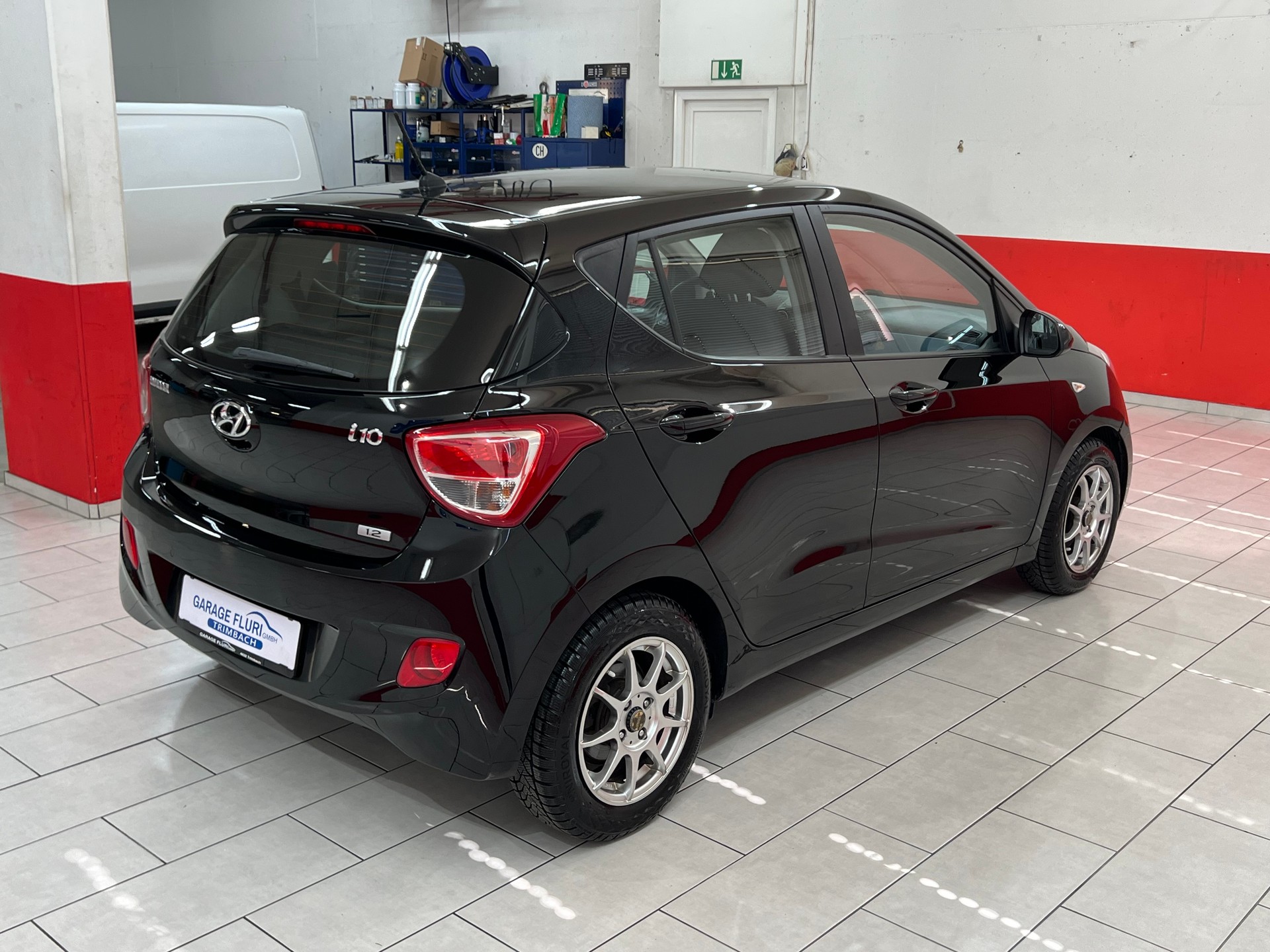 HYUNDAI i10 1.2 Amplia-image-5