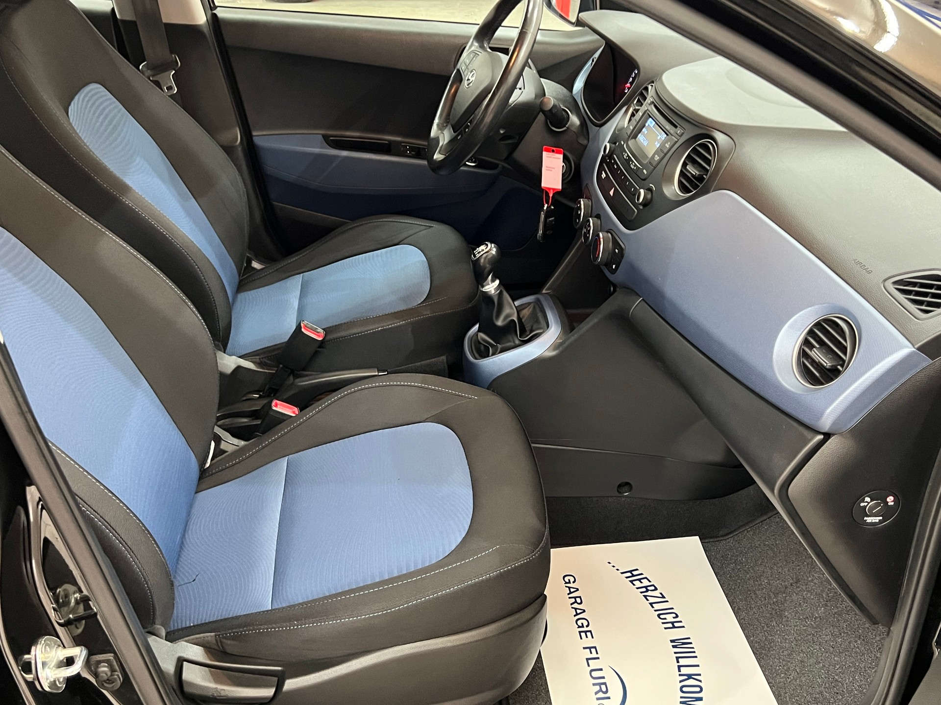 HYUNDAI i10 1.2 Amplia-image-11