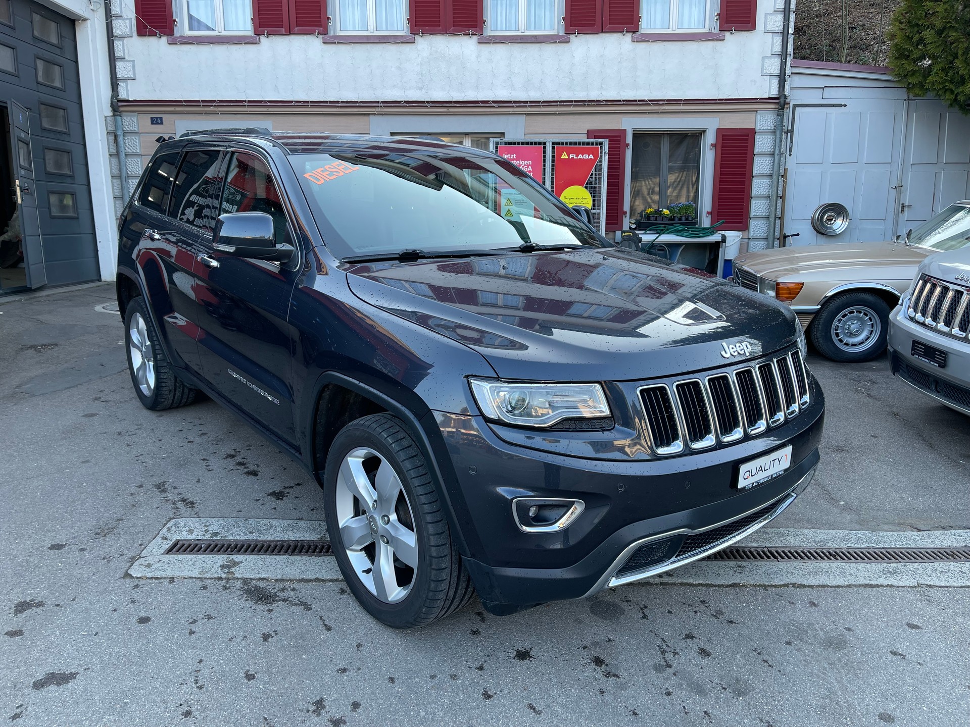 JEEP Grand Cherokee 3.0 CRD Limited Automatic-image-1