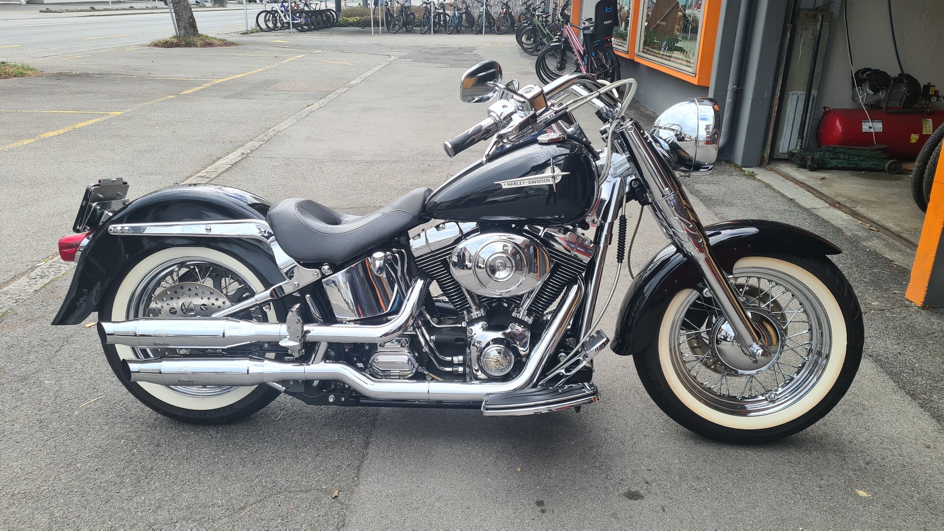 HARLEY-DAVIDSON FLSTF Fat Boy