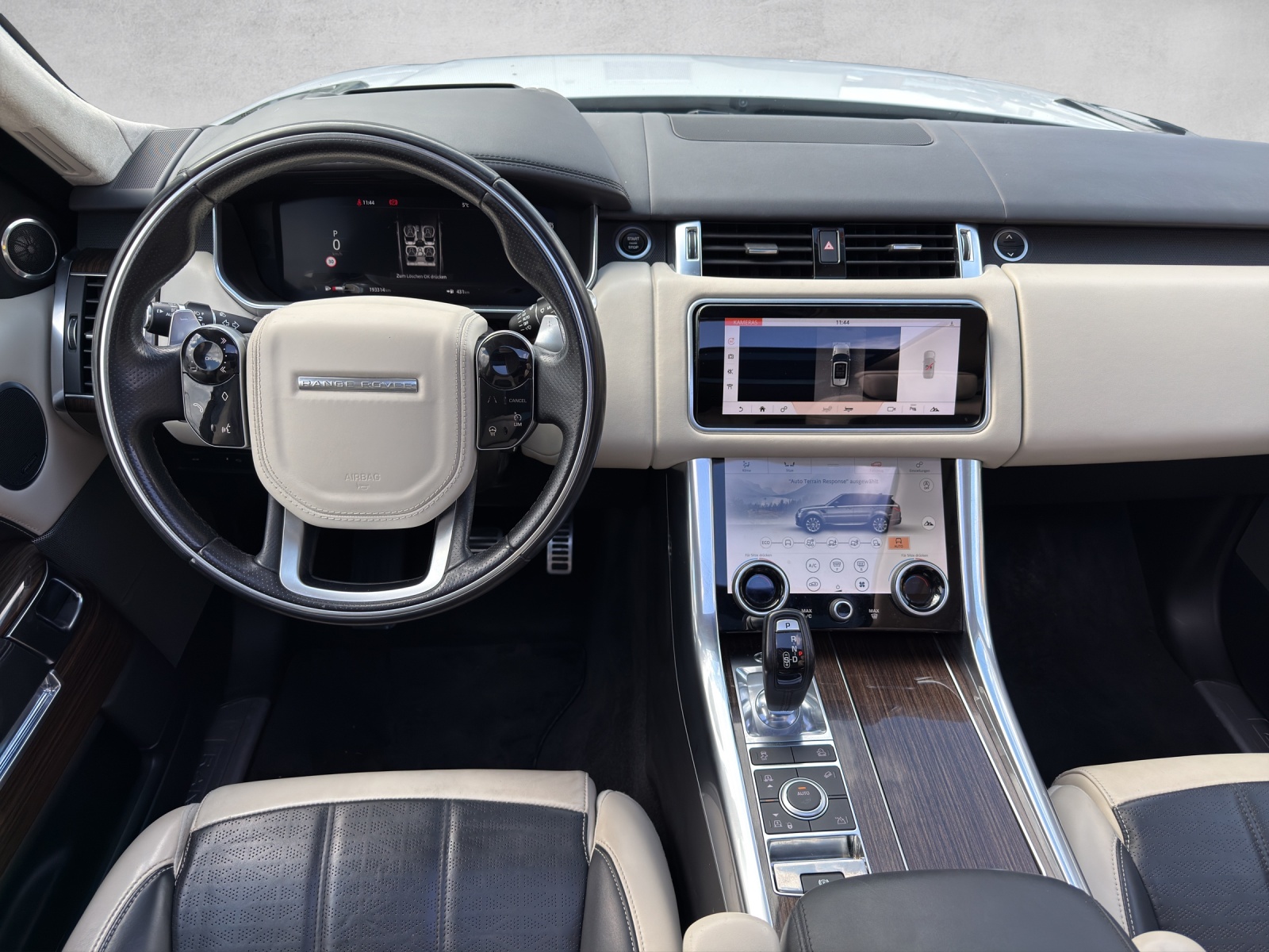 LAND ROVER Range Rover Sport 3.0 SDV6 AB Dynamic Automatic-image-17