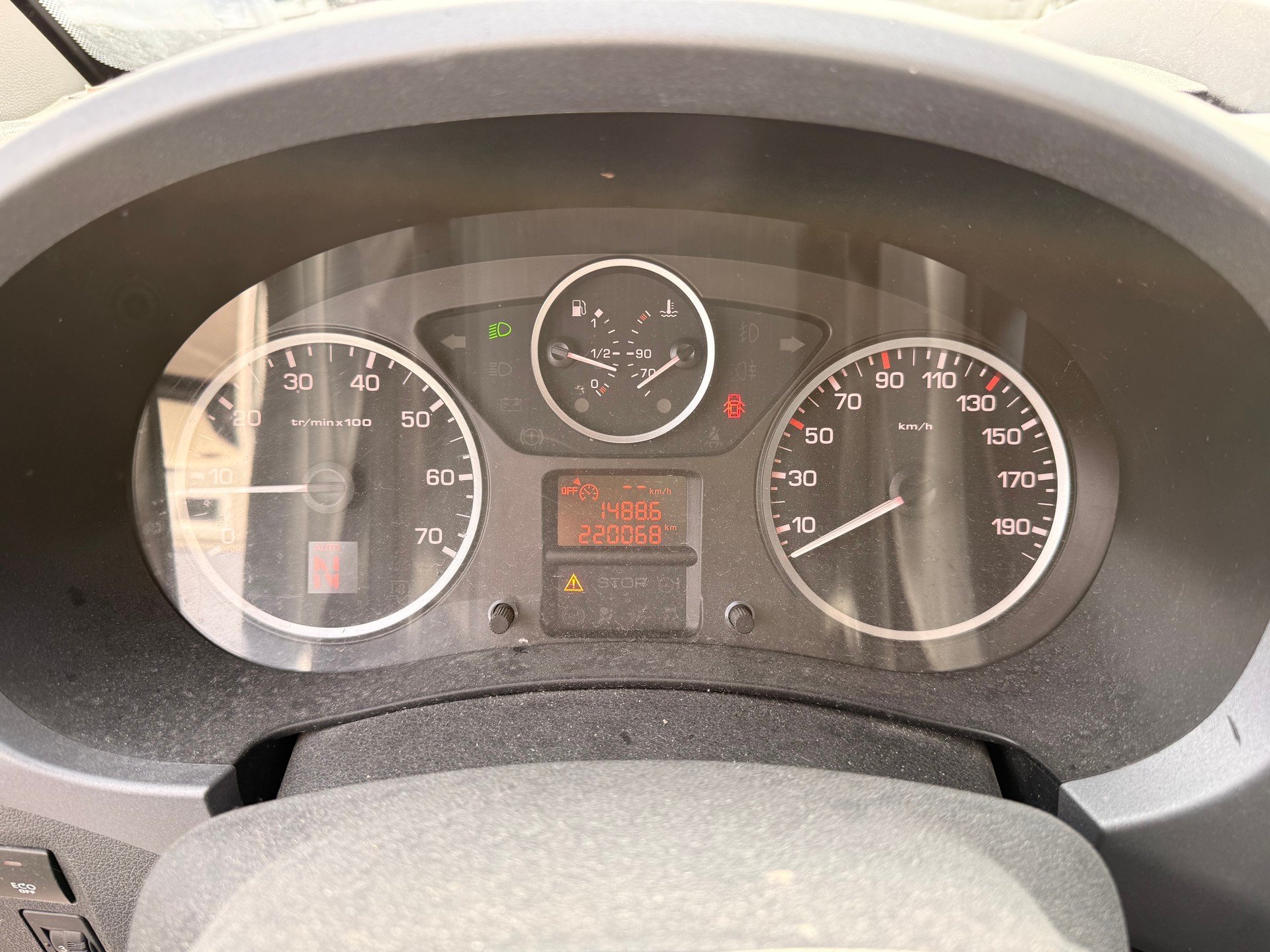 CITROEN Berlingo 1.6 HDi Multispace Special EGS6-image-8
