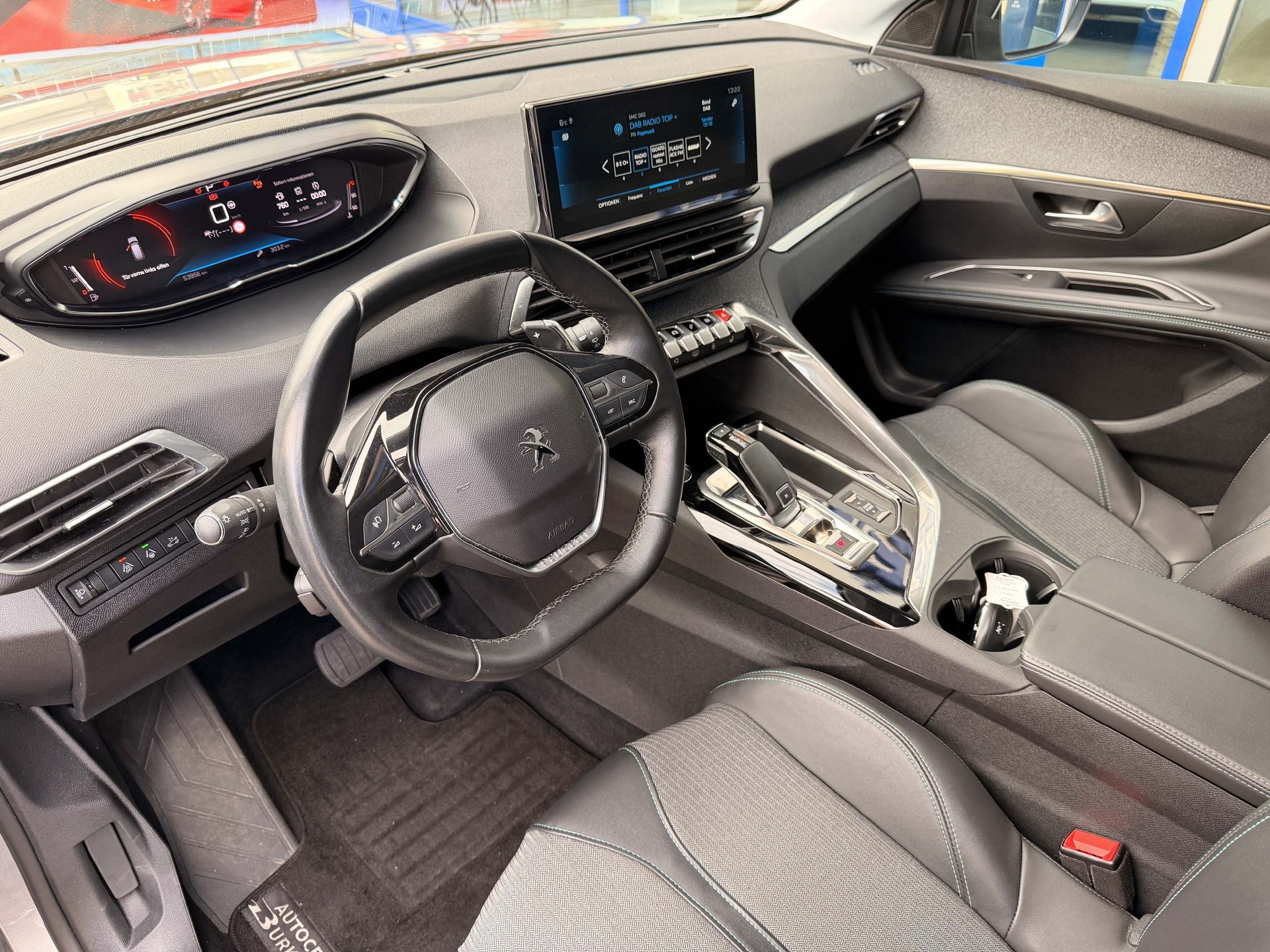 PEUGEOT 3008 1.5 BlueHDi Allure Pack Anhängevorrichtung-image-13
