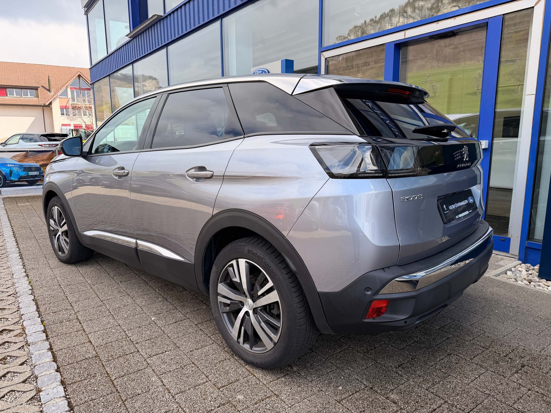 PEUGEOT 3008 1.5 BlueHDi Allure Pack Anhängevorrichtung-image-6