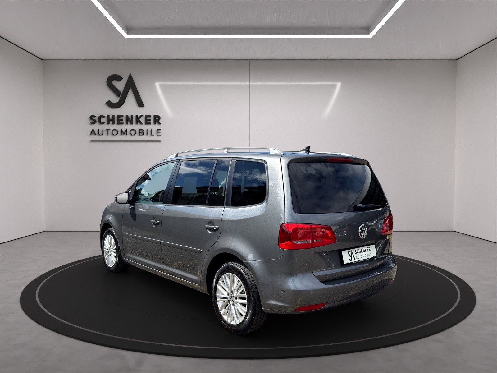 VW Touran 1.4 TSI Comfortline DSG 7 Plätzer-showroom-element-2