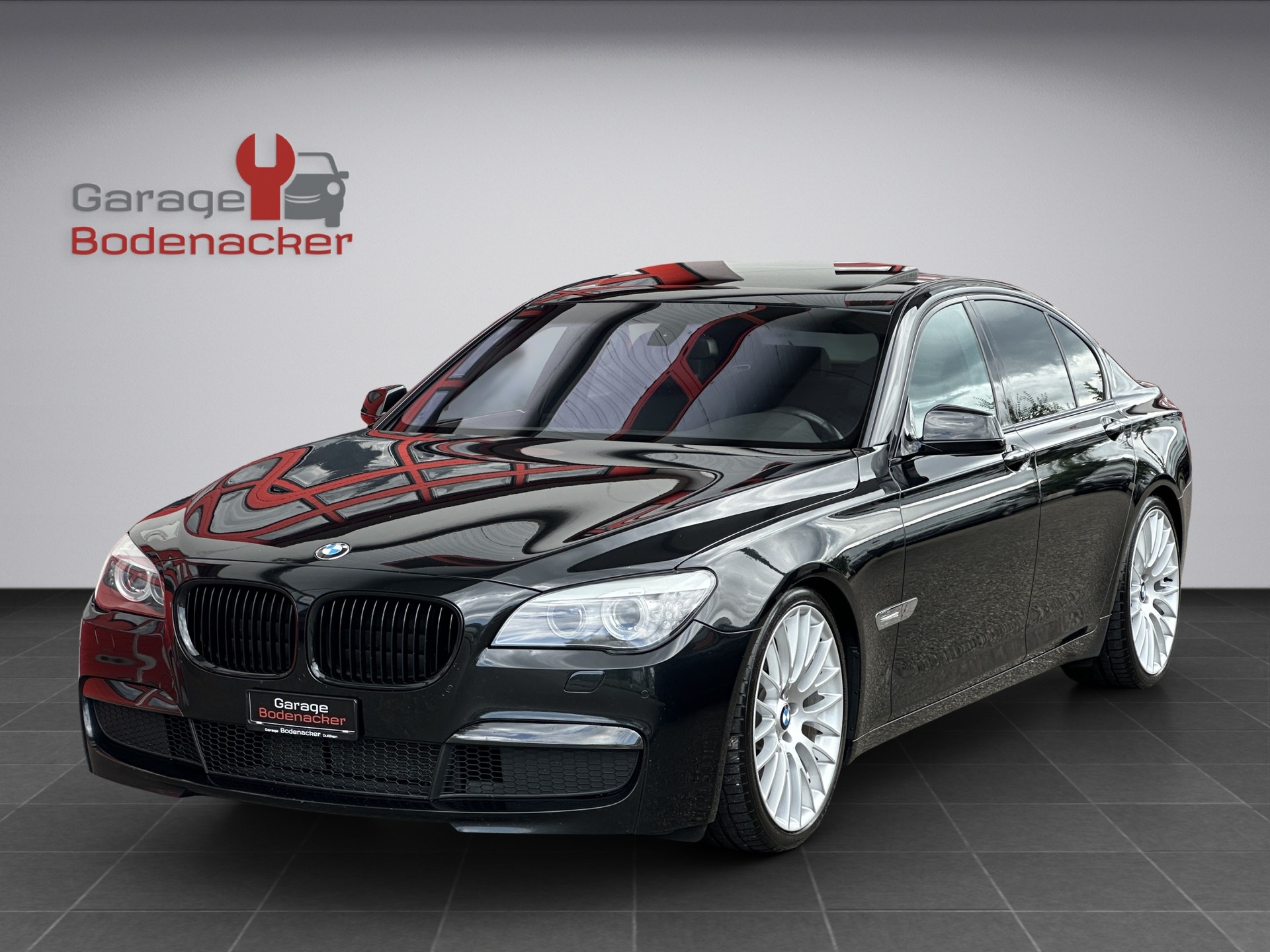 BMW 740d M Sport Paket-showroom-element-1
