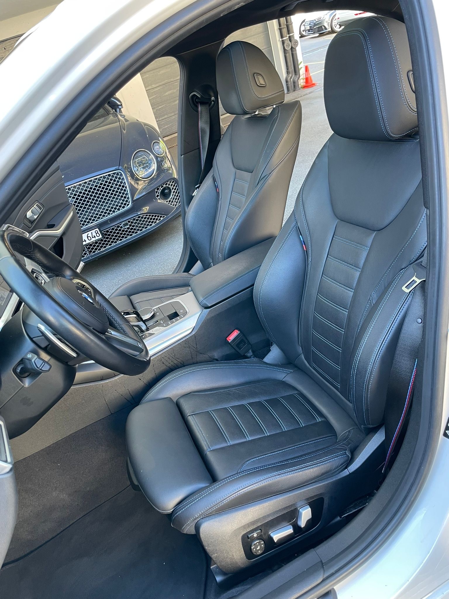 BMW M340i xDrive 48V Steptronic CH-Auto Hammer Ausstattung-image-14