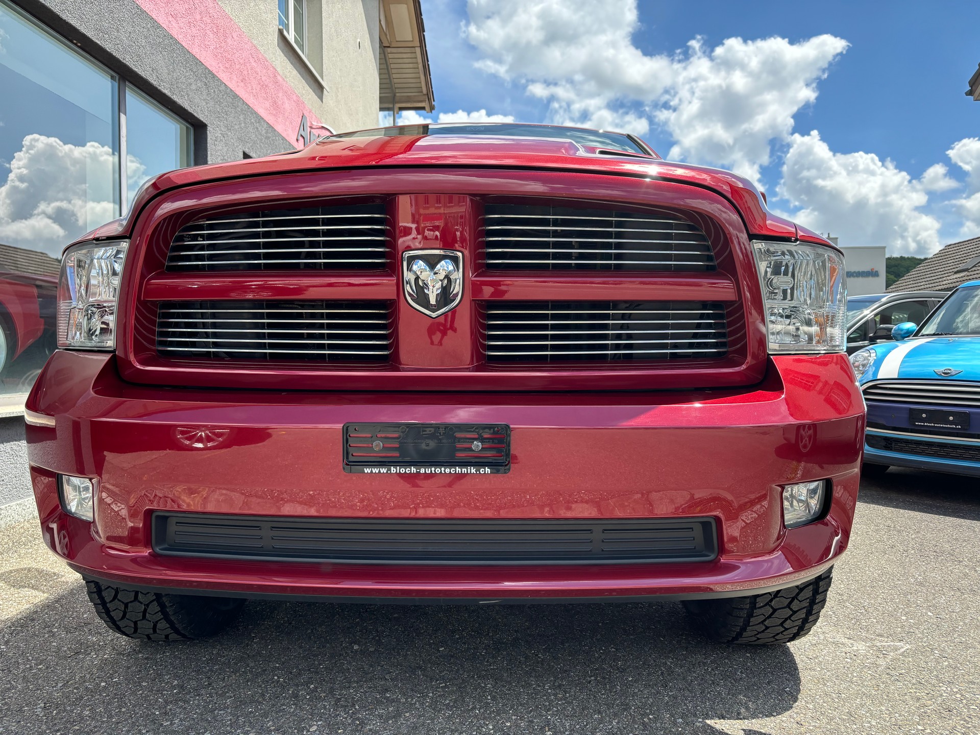 DODGE Ram