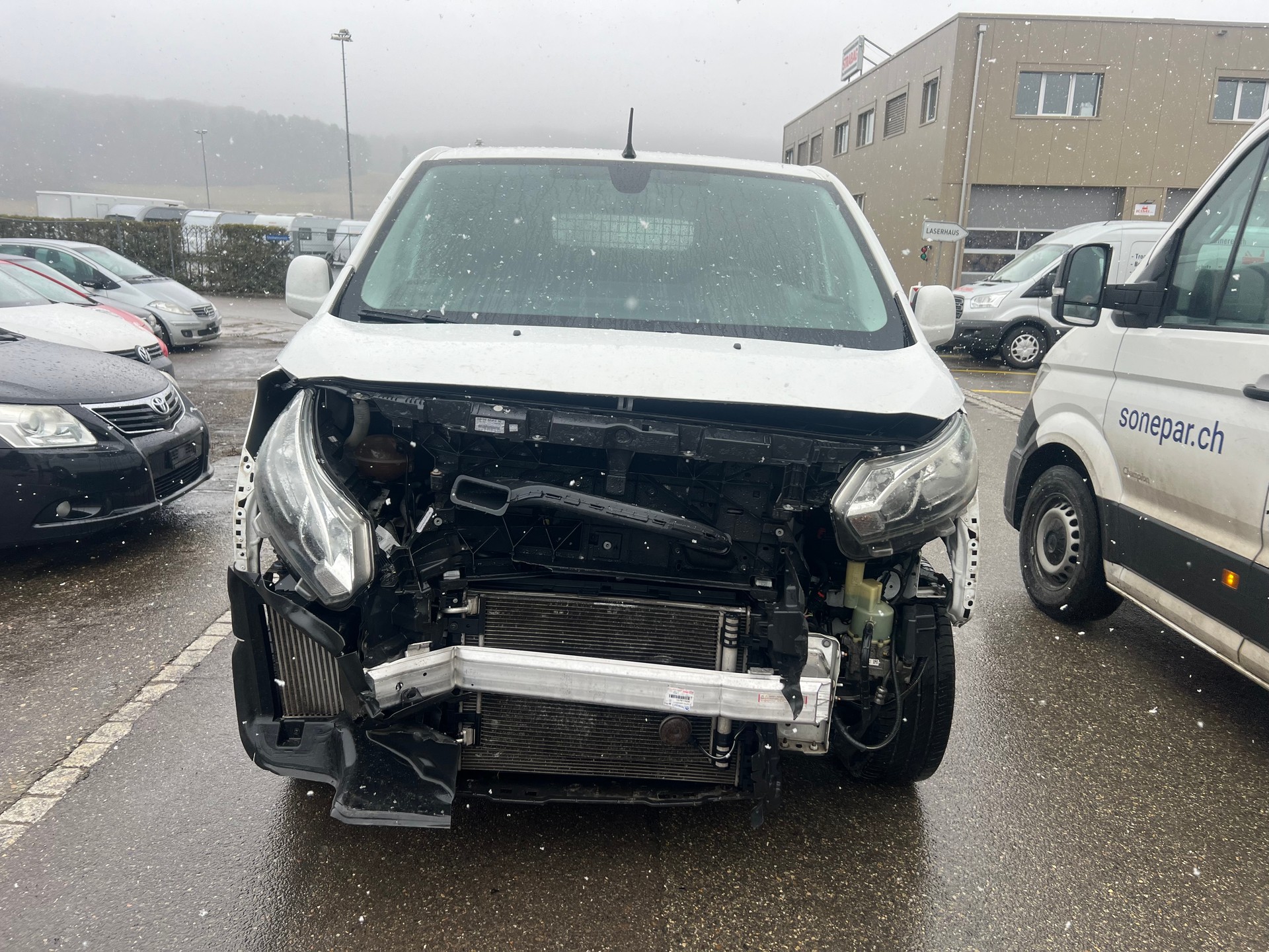 TOYOTA Proace 2.0D Panel Van L2 Luna-image-1