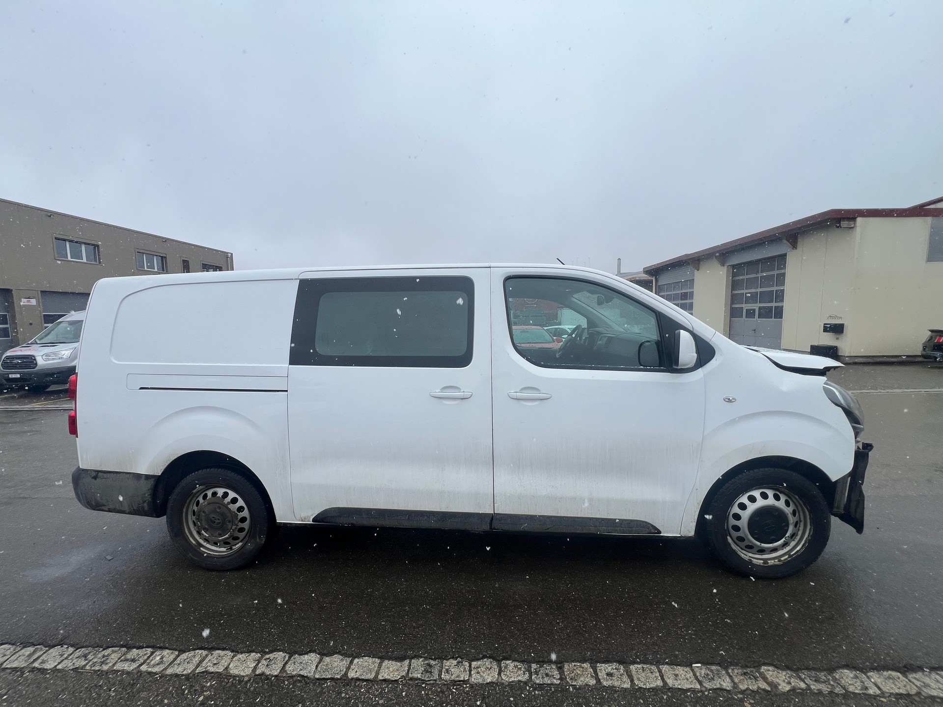 TOYOTA Proace 2.0D Panel Van L2 Luna-image-3