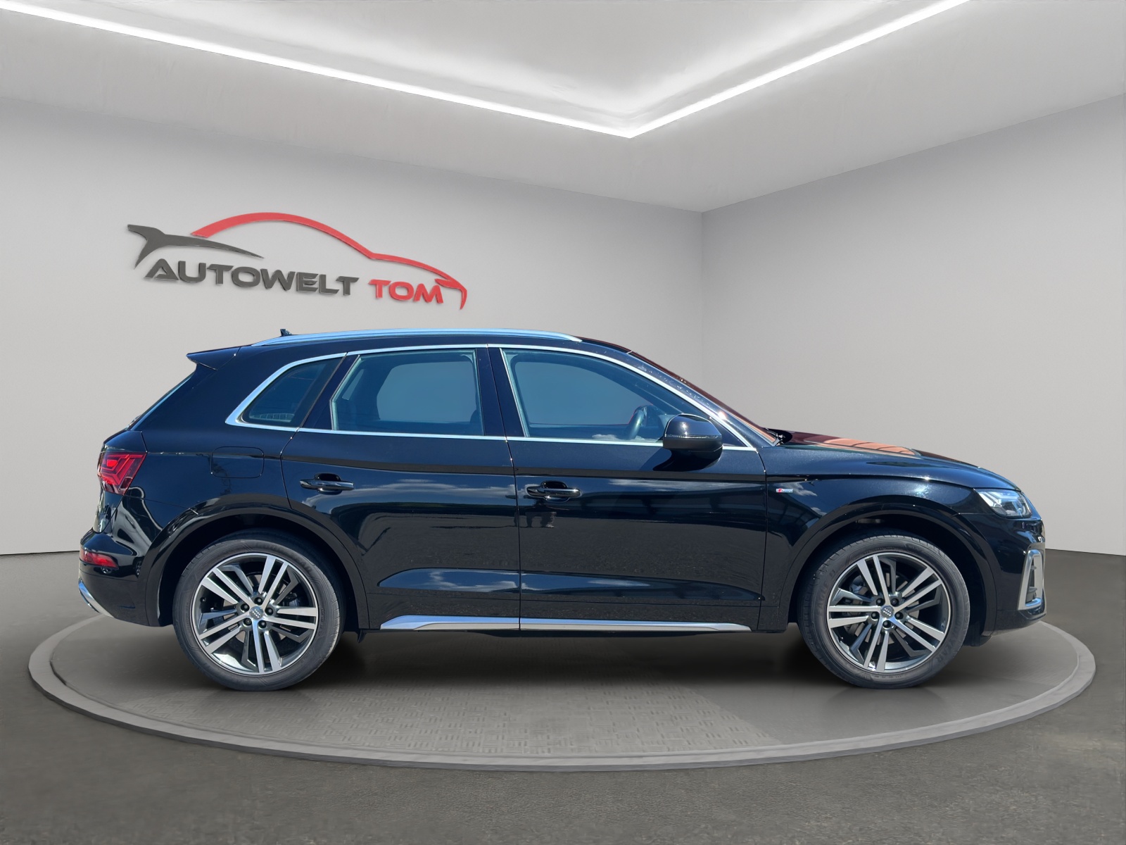 AUDI Q5 40 TDI S-line *FACELIFT* quattro S-tronic-image-5