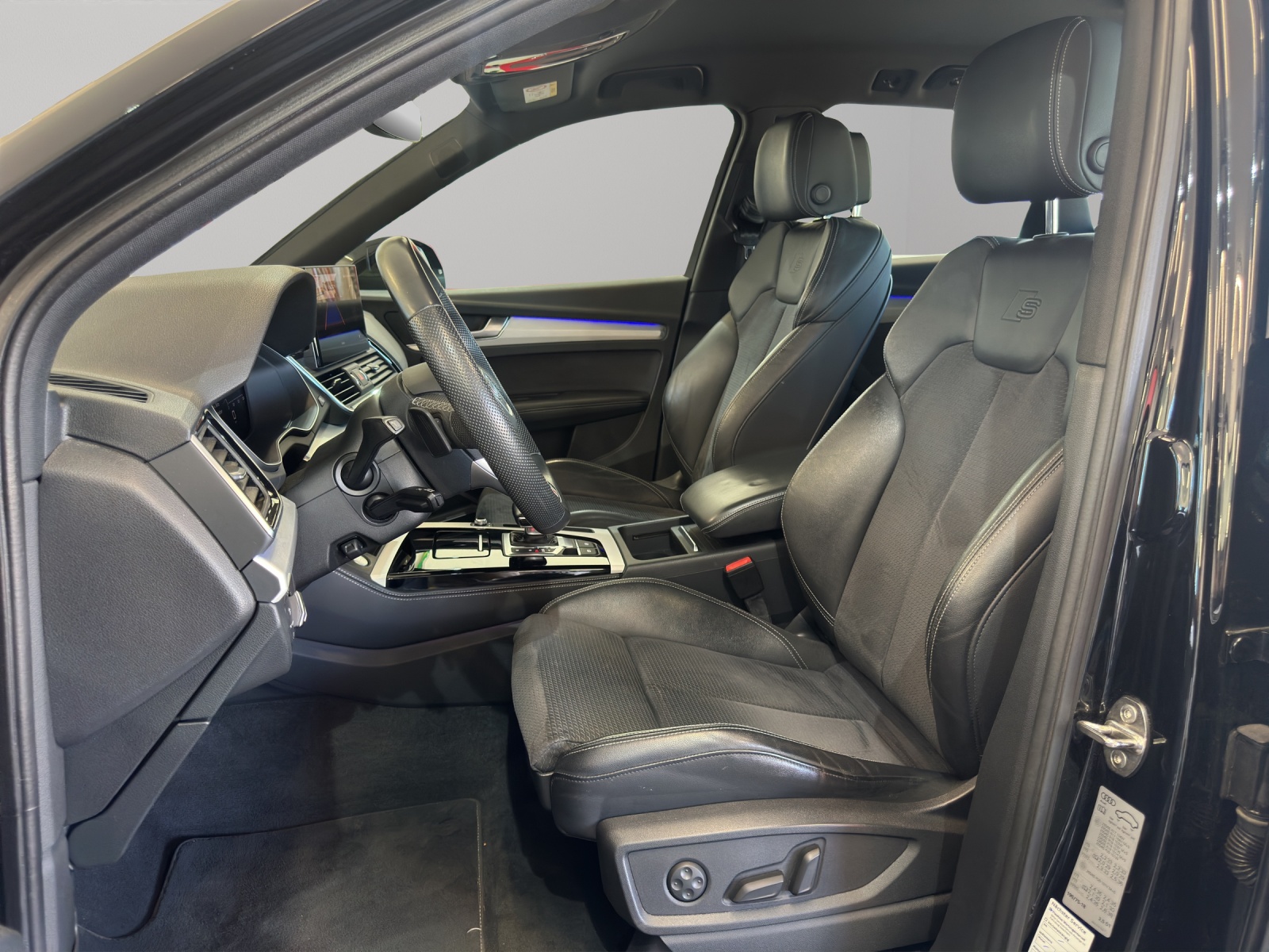 AUDI Q5 40 TDI S-line *FACELIFT* quattro S-tronic-image-8