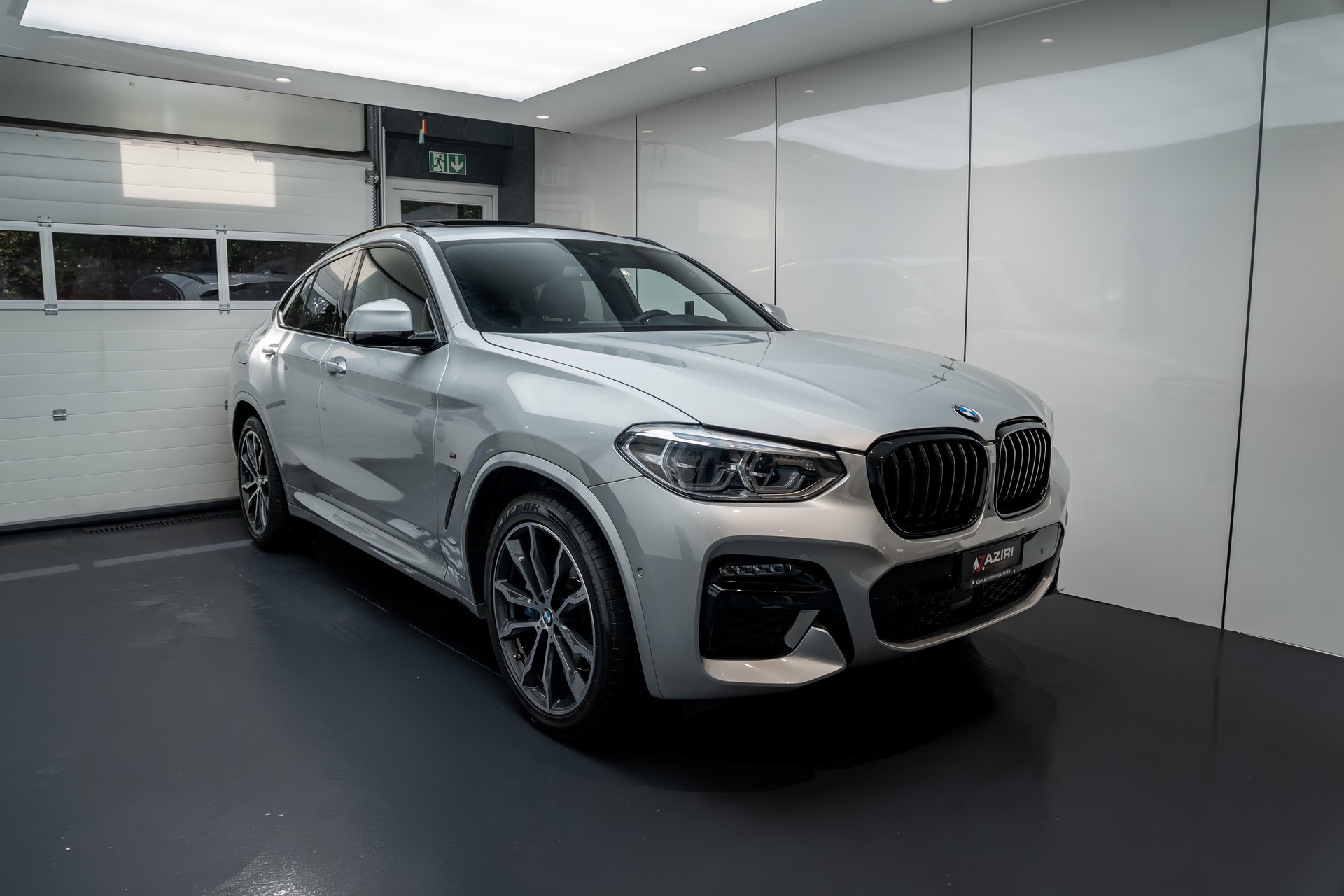 BMW X4 M40i Steptronic-showroom-element-2