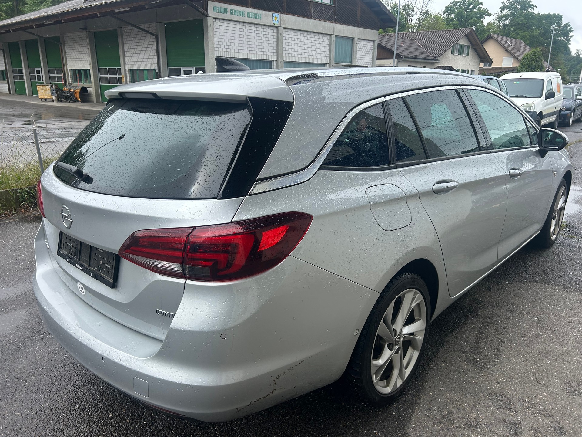 OPEL Astra Sports Tourer 1.6 CDTi ecoF Excellence Autom-image-3