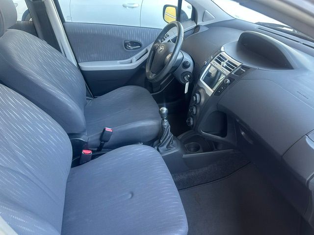 TOYOTA Yaris 1.33 Linea Terra-image-8