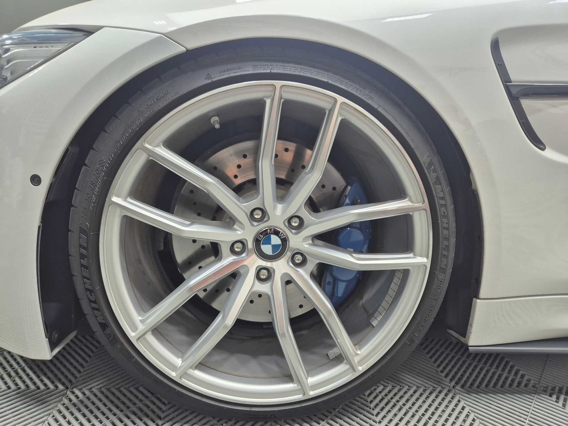 BMW M4 Cabriolet DKG-image-27