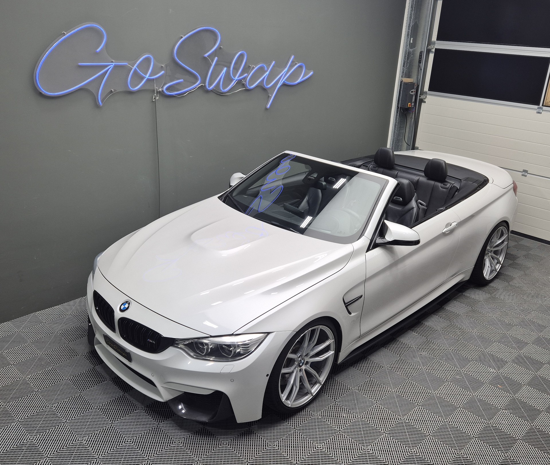 BMW M4 Cabriolet DKG-image-5