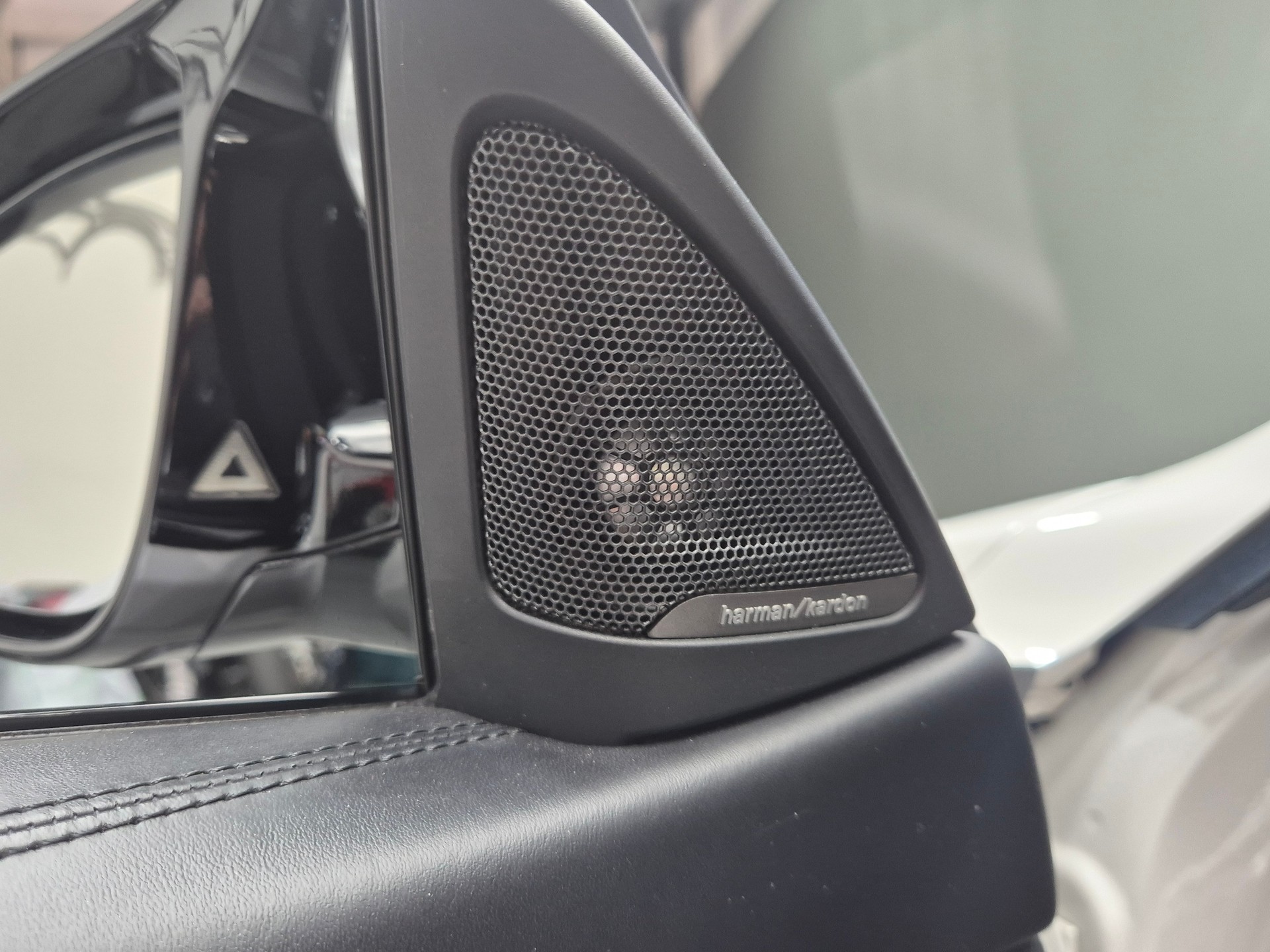 BMW M4 Cabriolet DKG-image-22