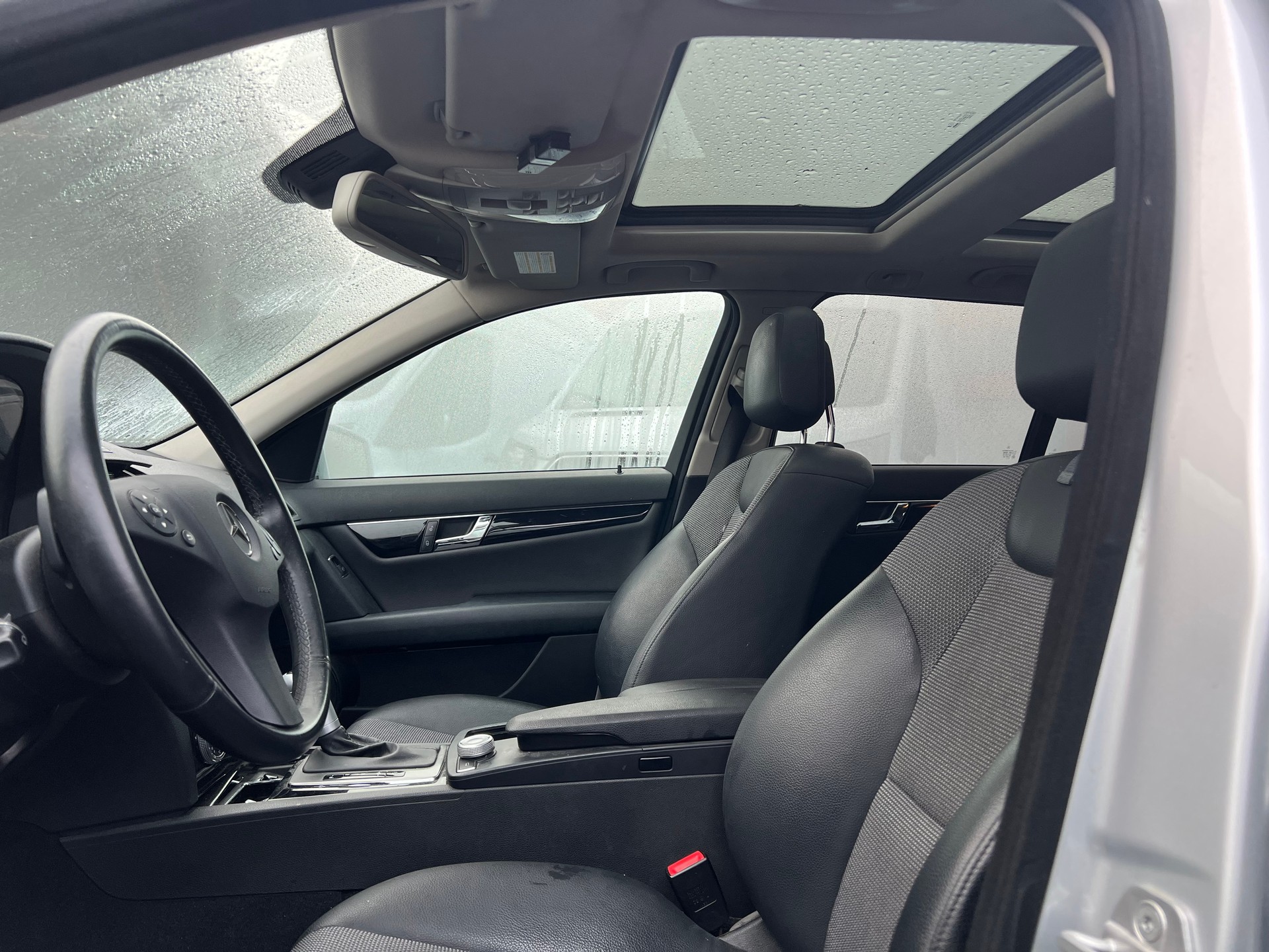 MERCEDES-BENZ C 220-image-5