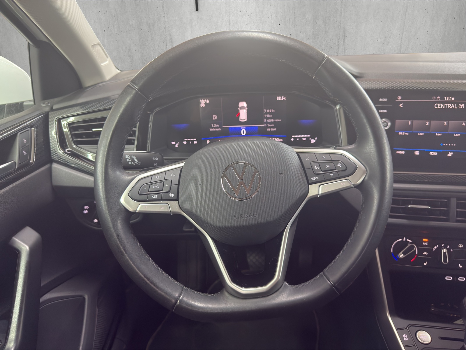 VW Polo 1.0 TSI Life DSG-image-10