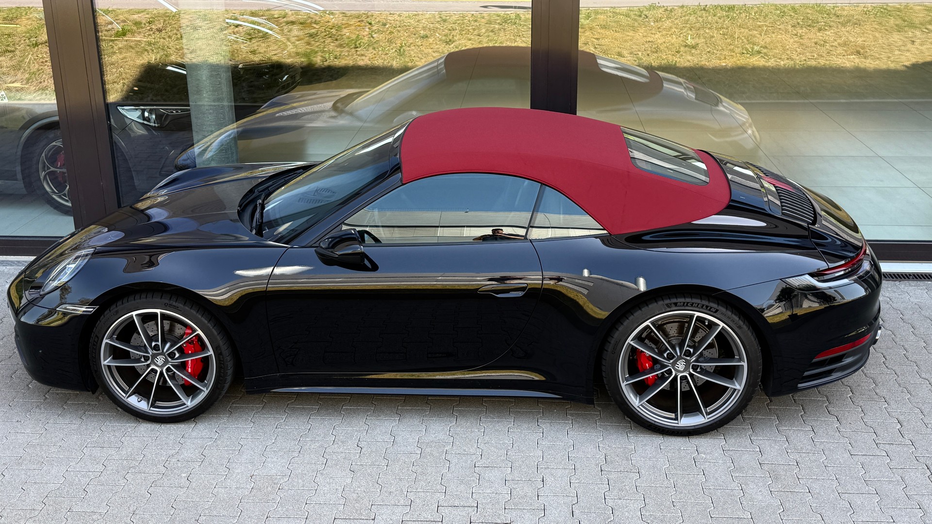 PORSCHE 911 Carrera 4S Cabriolet PDK ***CH-Porsche***Inkl. 1 Jahr All-In Garantie***Neuwertig***-image-11