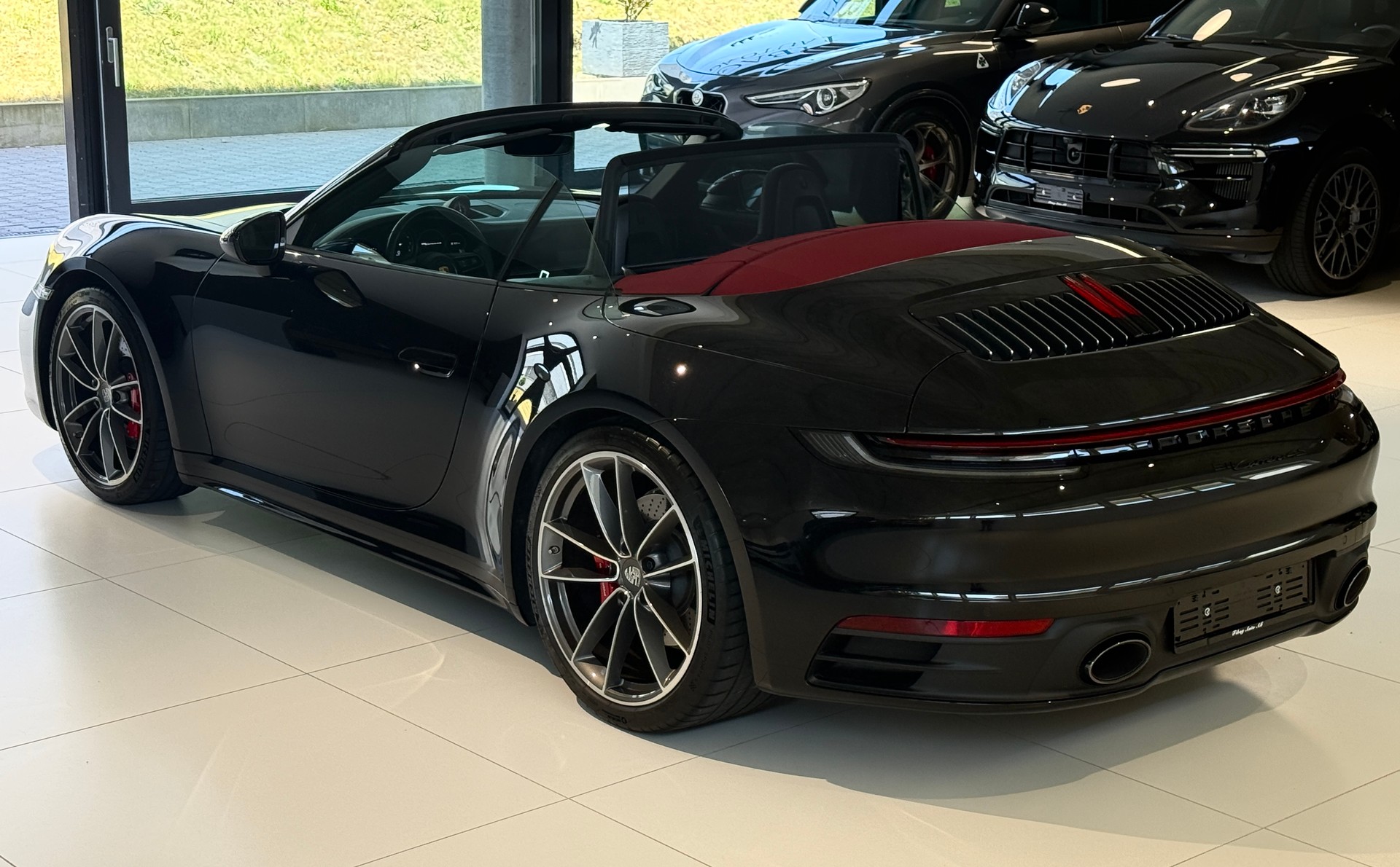 PORSCHE 911 Carrera 4S Cabriolet PDK ***CH-Porsche***Inkl. 1 Jahr All-In Garantie***Neuwertig***-image-36