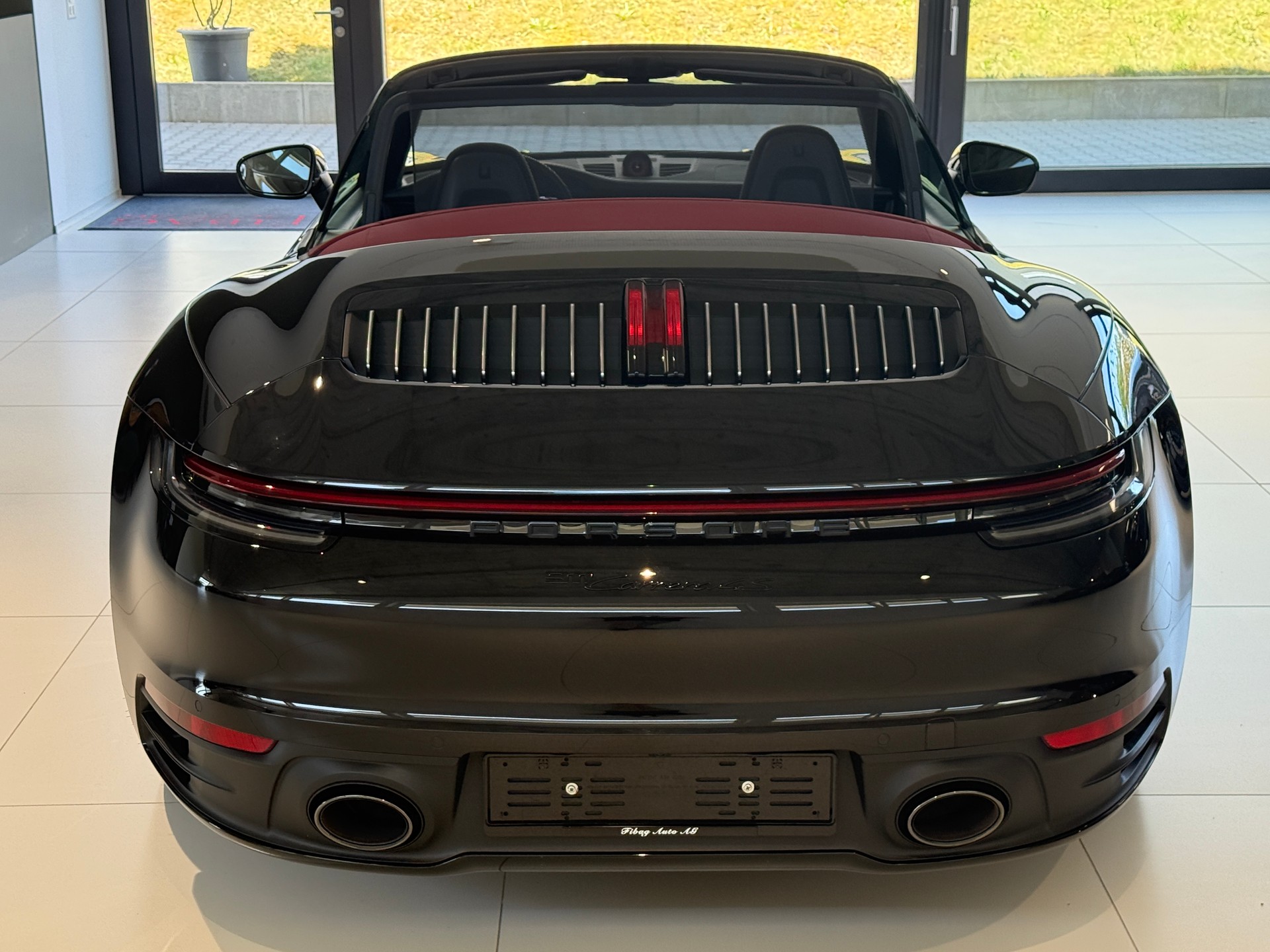 PORSCHE 911 Carrera 4S Cabriolet PDK ***CH-Porsche***Inkl. 1 Jahr All-In Garantie***Neuwertig***-image-39