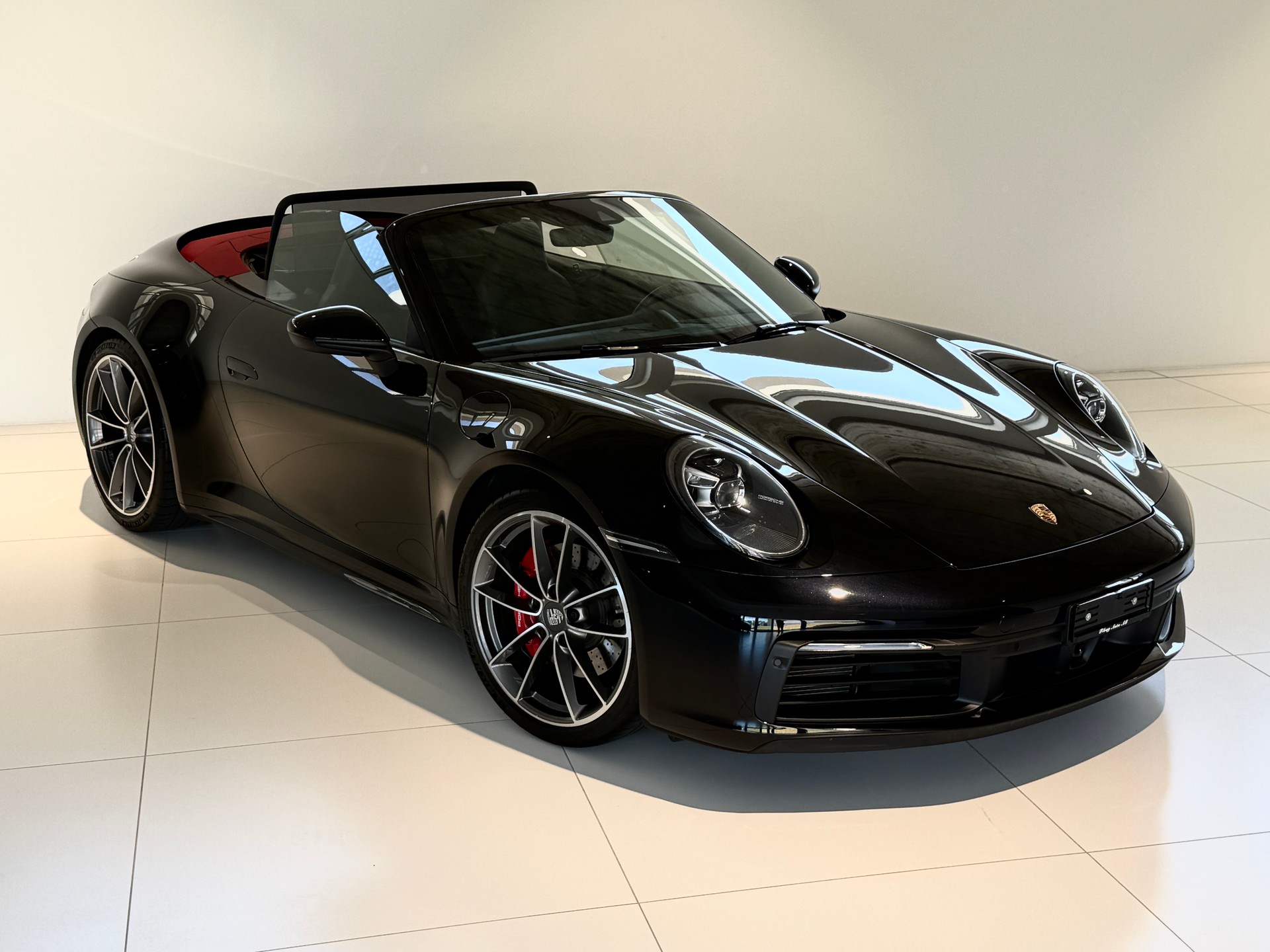 PORSCHE 911 Carrera 4S Cabriolet PDK ***CH-Porsche***Inkl. 1 Jahr All-In Garantie***Neuwertig***-image-45