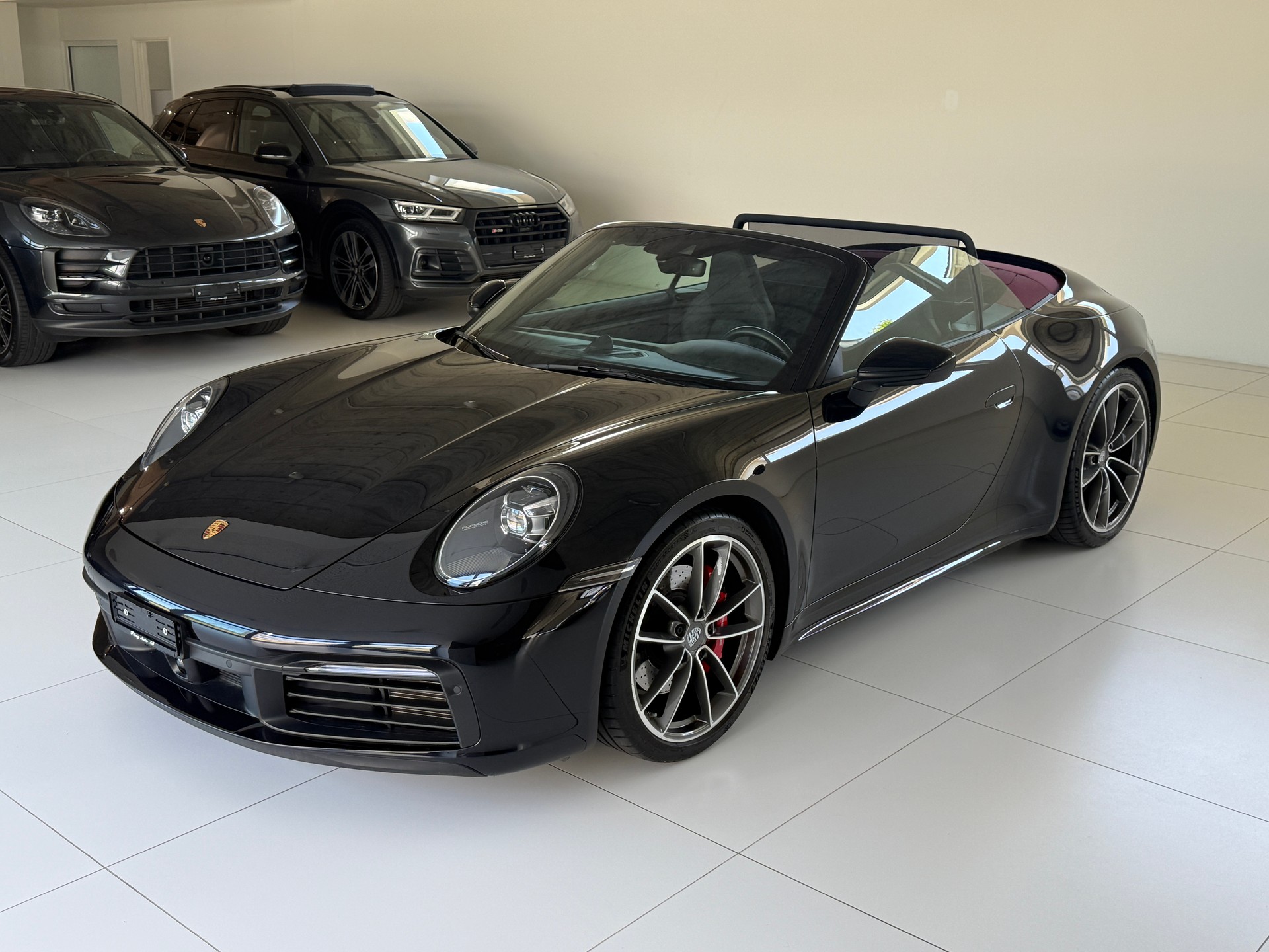 PORSCHE 911 Carrera 4S Cabriolet PDK ***CH-Porsche***Inkl. 1 Jahr All-In Garantie***Neuwertig***-image-4