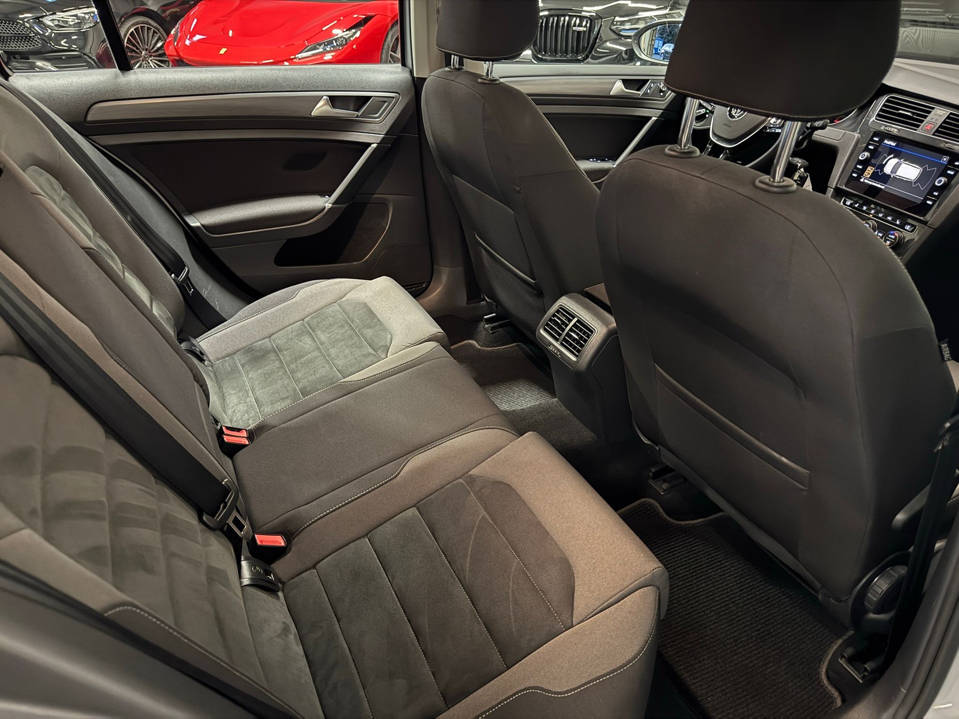 VW Golf VII Variant 1.5 TSI BlueM Comfortline-image-15