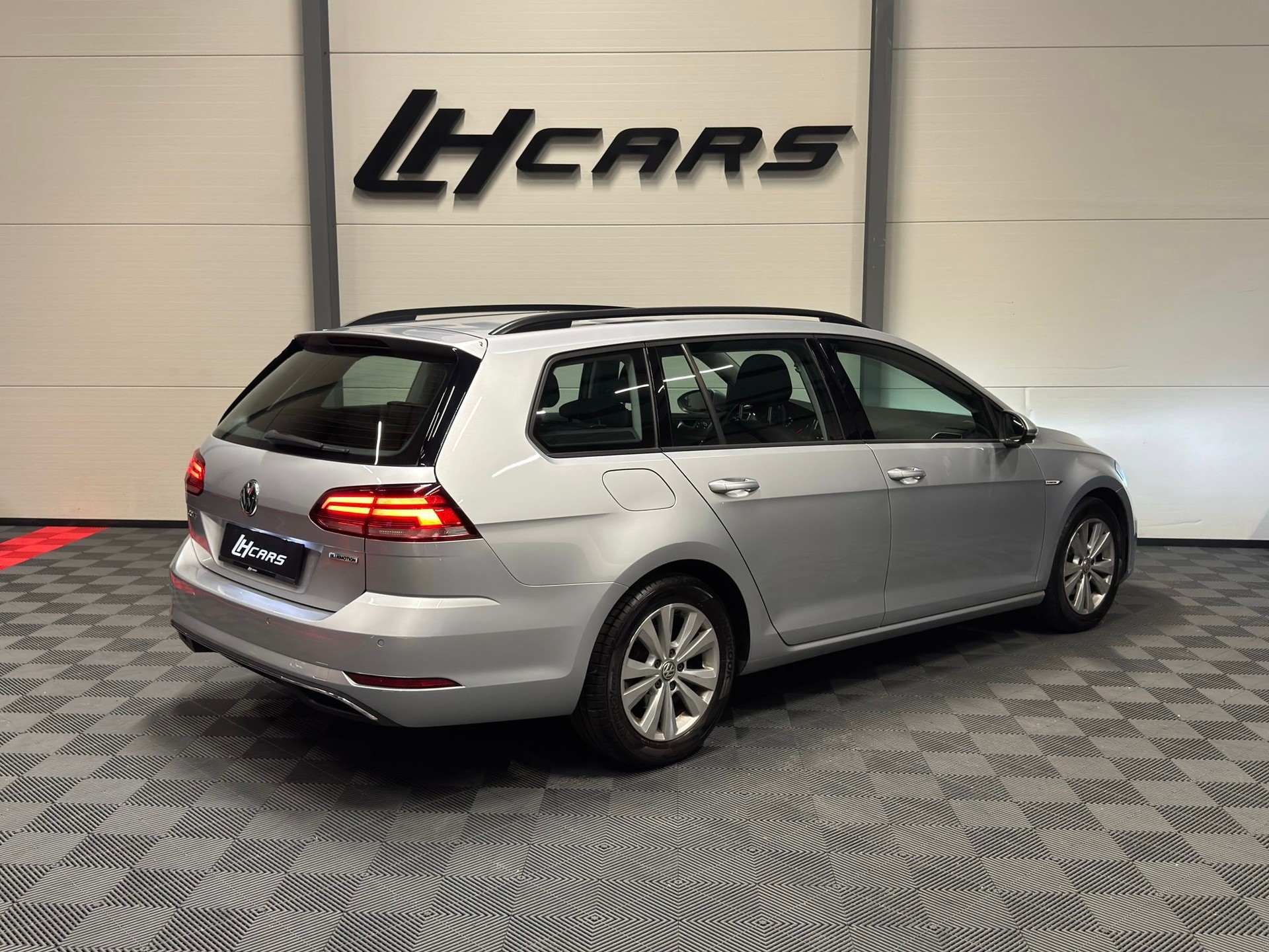 VW Golf VII Variant 1.5 TSI BlueM Comfortline-image-3