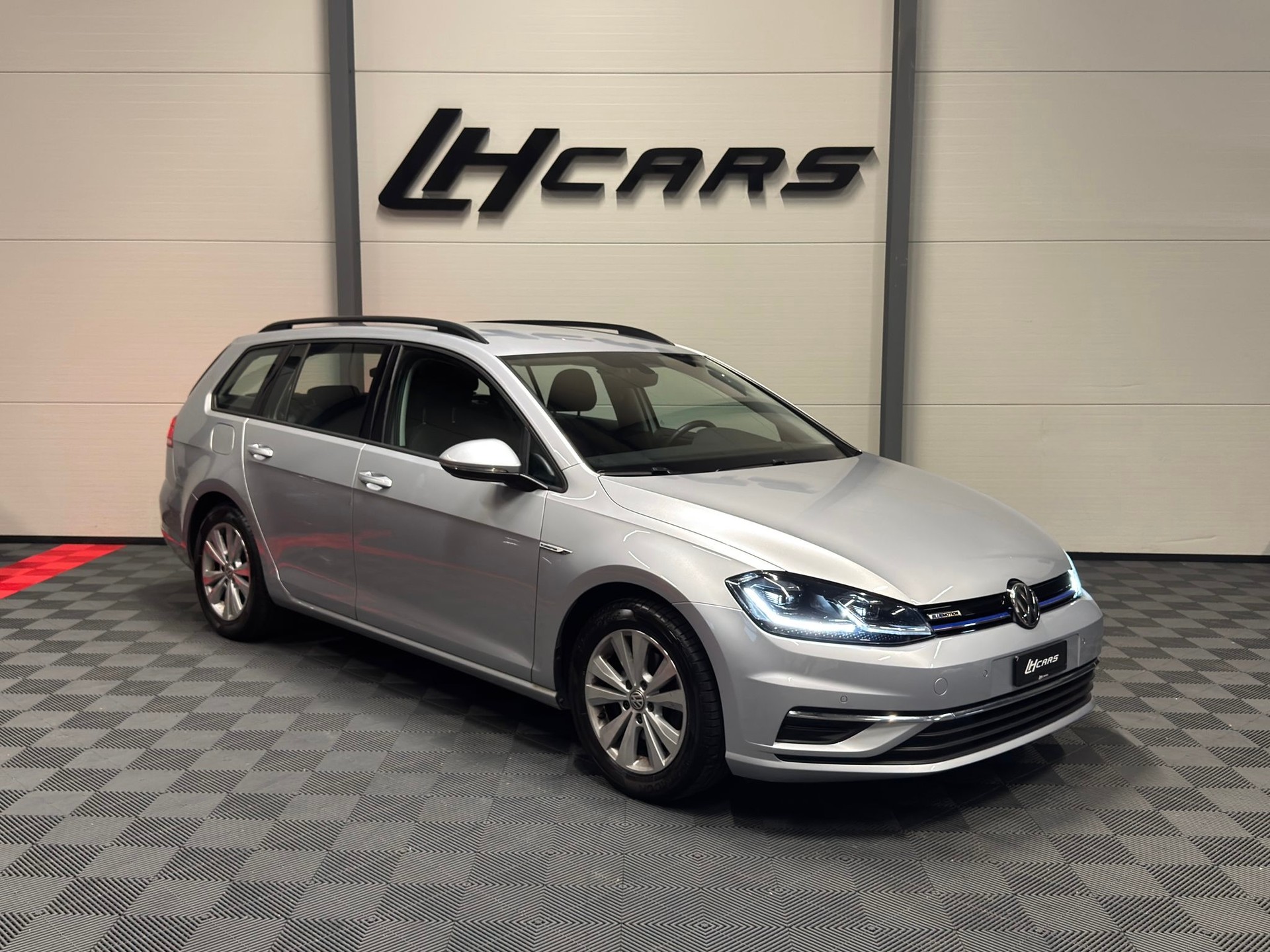 VW Golf VII Variant 1.5 TSI BlueM Comfortline-image-5