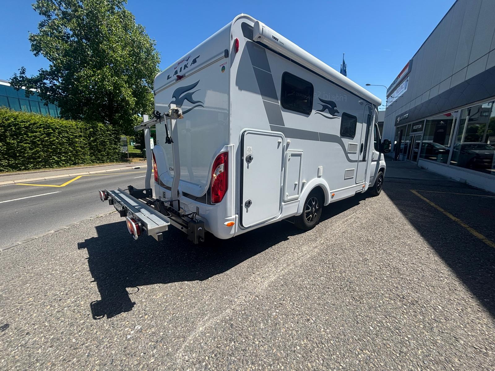 LAIKA Citroen KOSMO V9 VAN-showroom-element-2