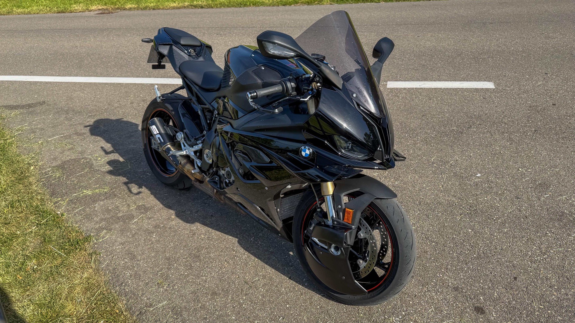 BMW S 1000 RR-image-1
