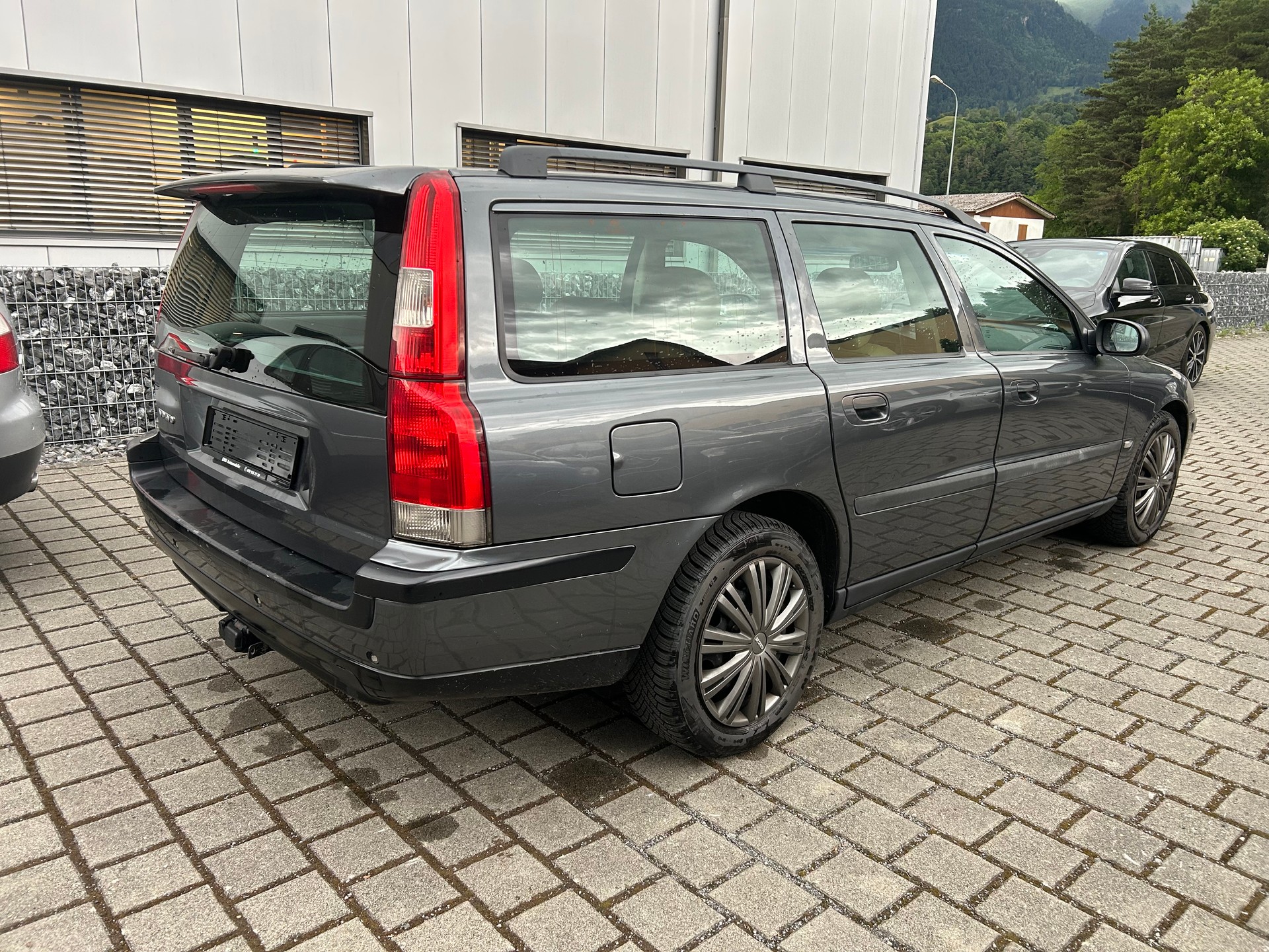 VOLVO V70 D5 AWD Geartronic-image-3
