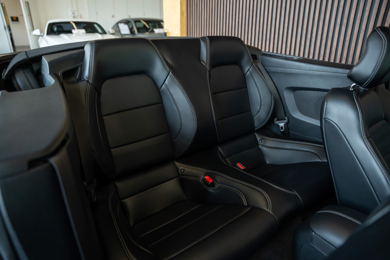FORD Mustang Convertible 5.0 V8 GT Automat-image-17