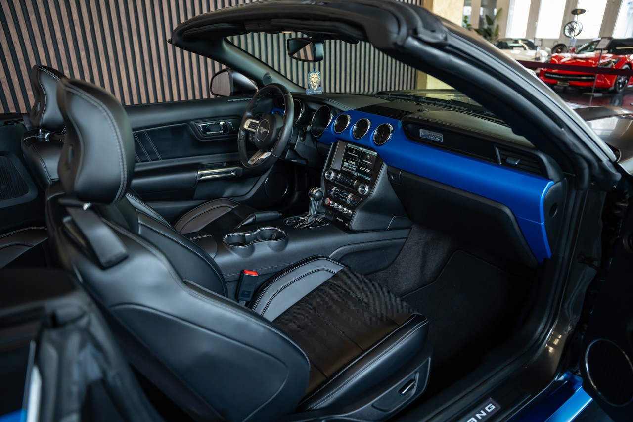 FORD Mustang Convertible 5.0 V8 GT Automat-image-14