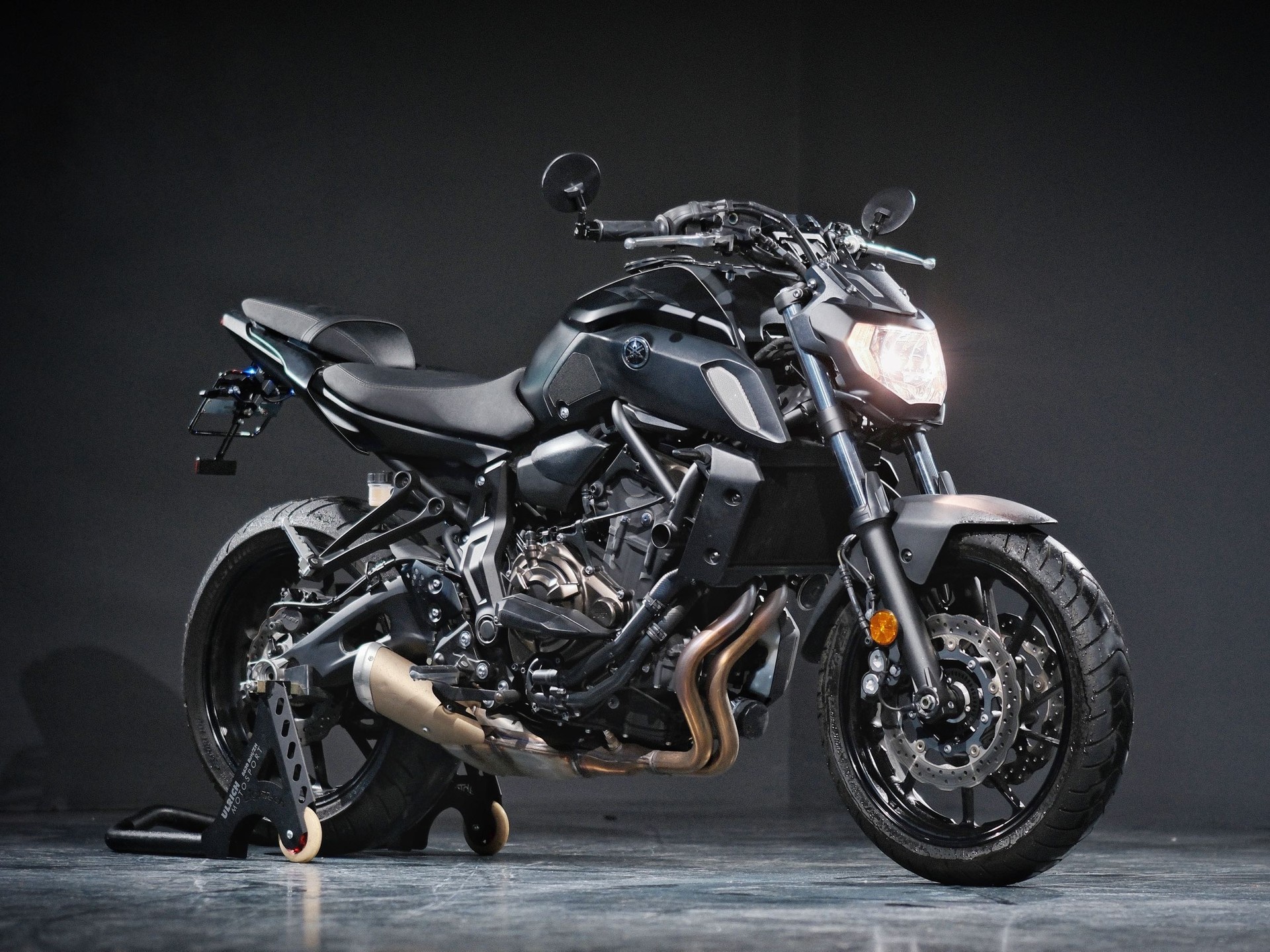 YAMAHA MT-07 ABS