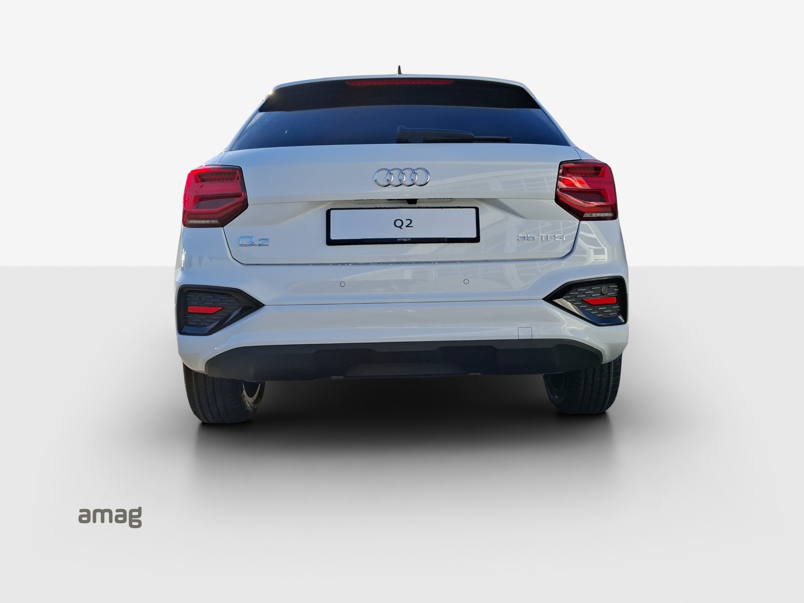 AUDI Q2 35 TFSI advanced S-tronic-showroom-element-3