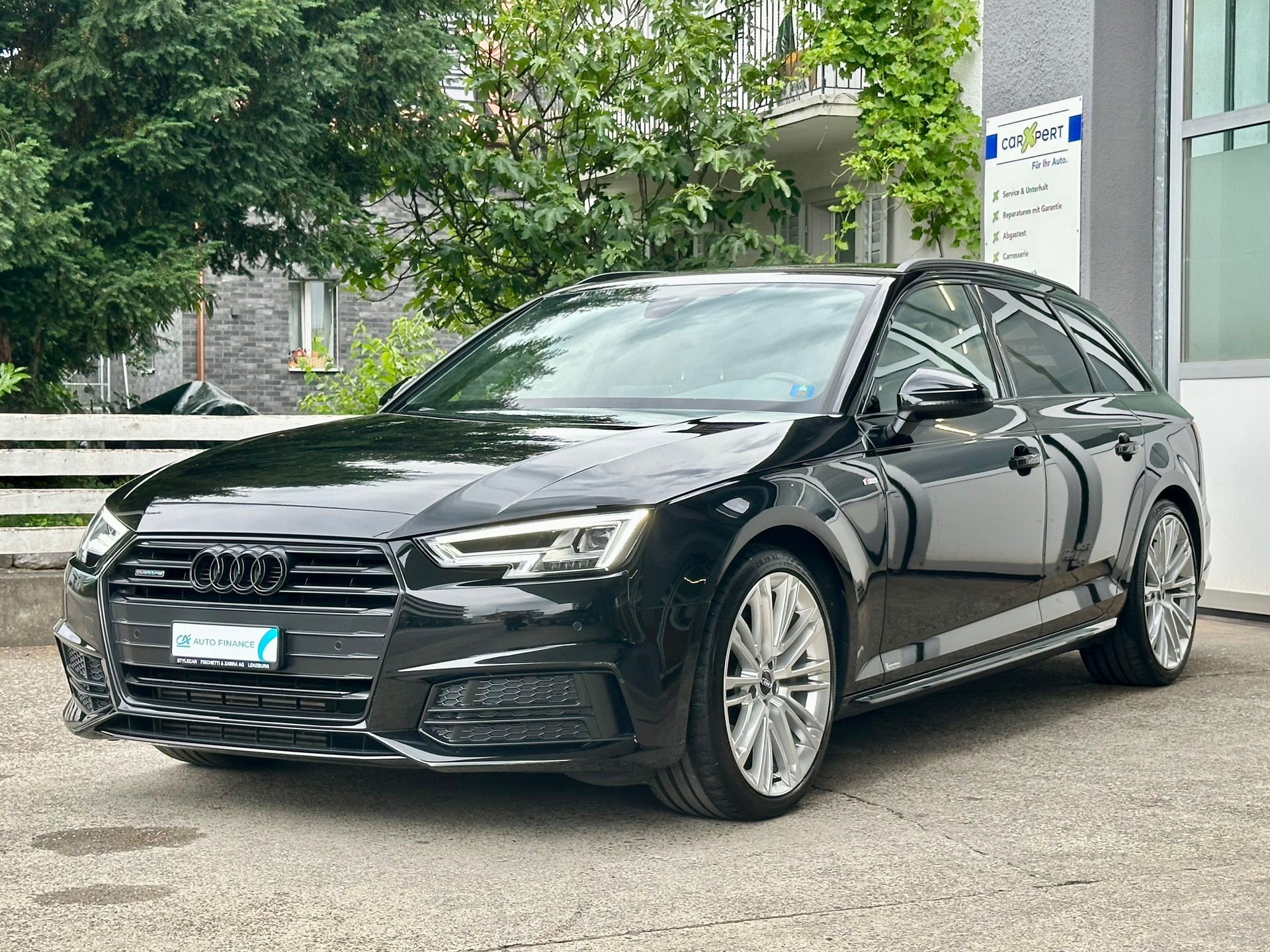AUDI A4 Avant 2.0 TFSI Sport quattro S-tronic-showroom-element-3
