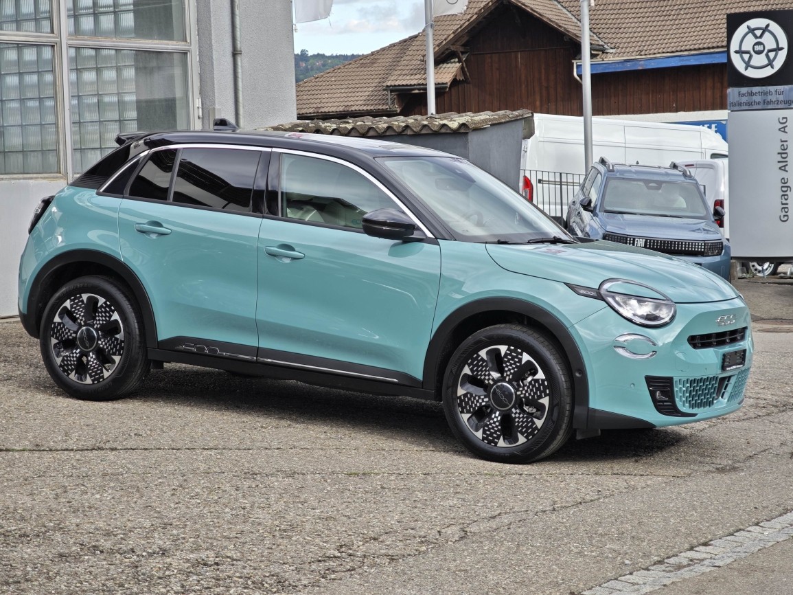 FIAT 600 1.2 Hybrid 145 La Prima-image-2
