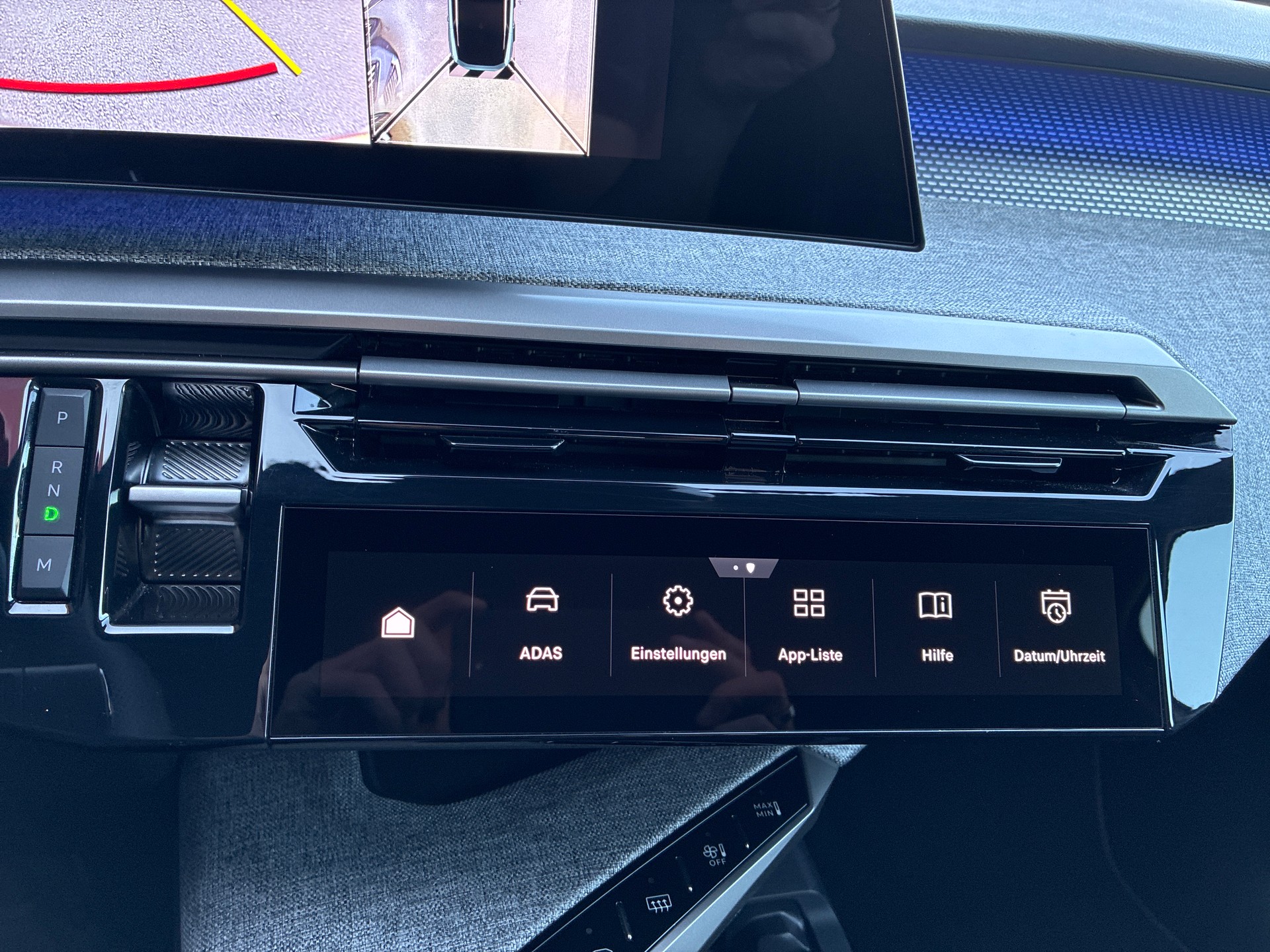 PEUGEOT 3008 145 e-DCS6 Hybrid GT-image-22