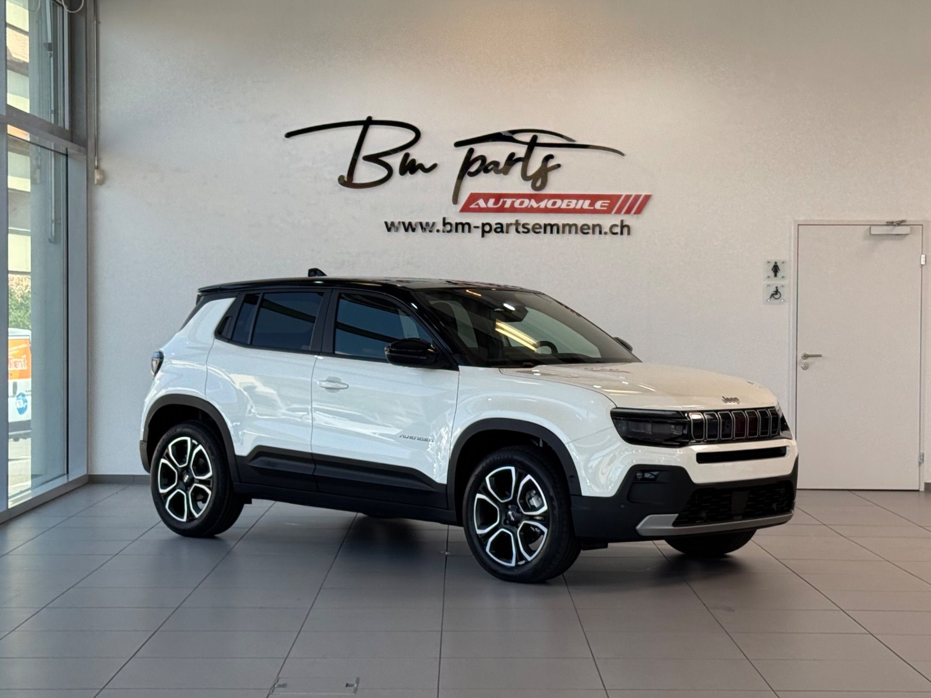 JEEP Avenger 1.2 Turbo MHEV Summit Sky
