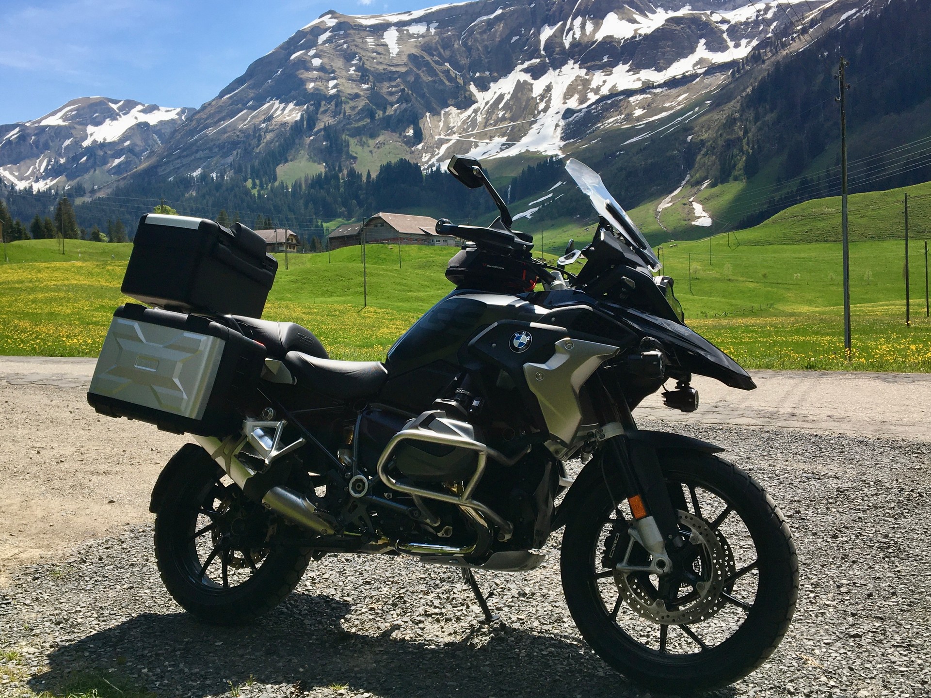 BMW R 1250 GS-image-0