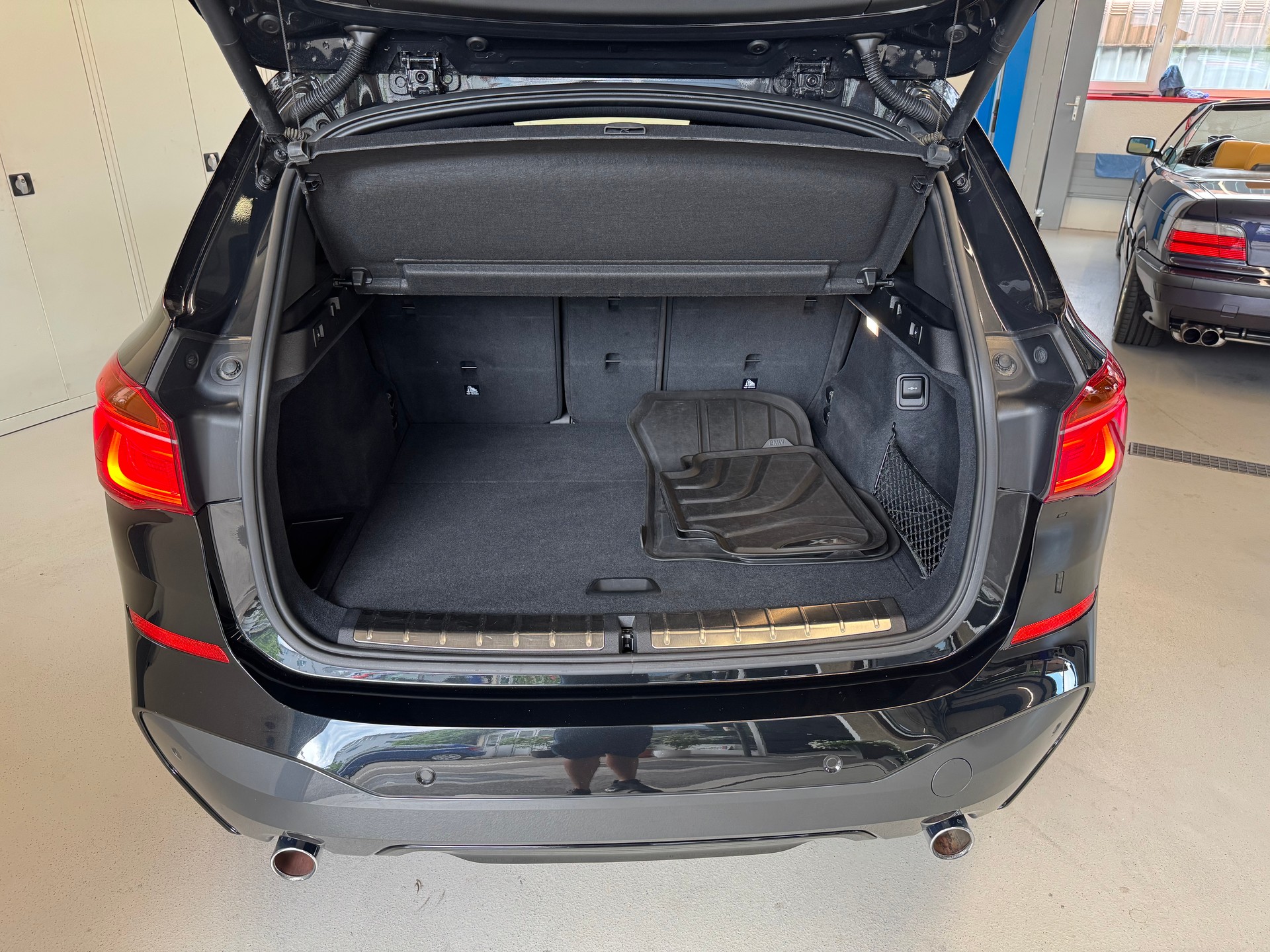 BMW X1 xDrive 25d M Sport Steptronic-image-14
